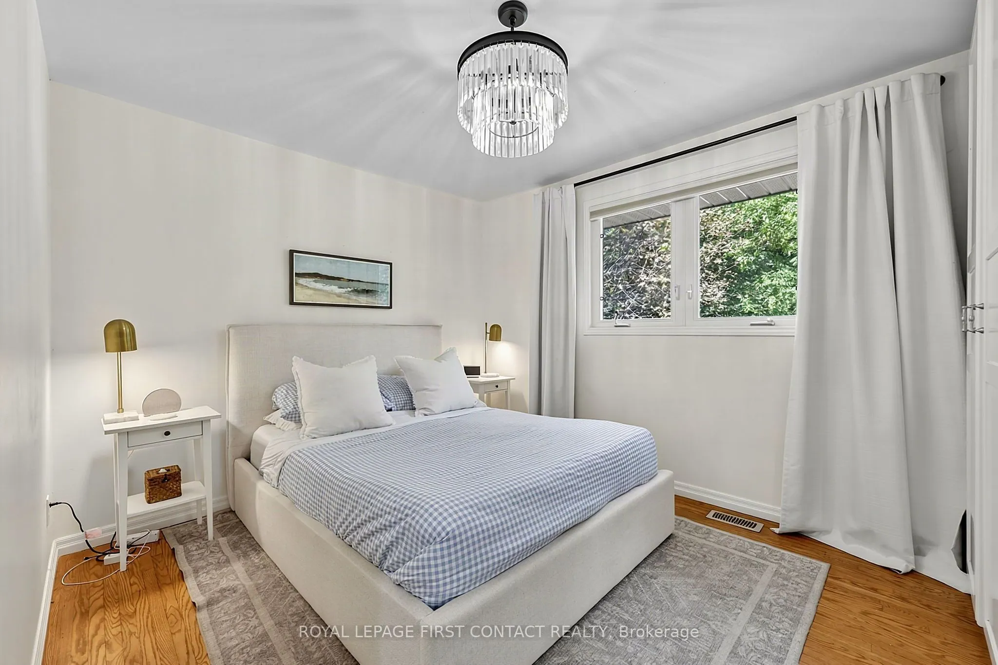 11 MacLaren Avenue