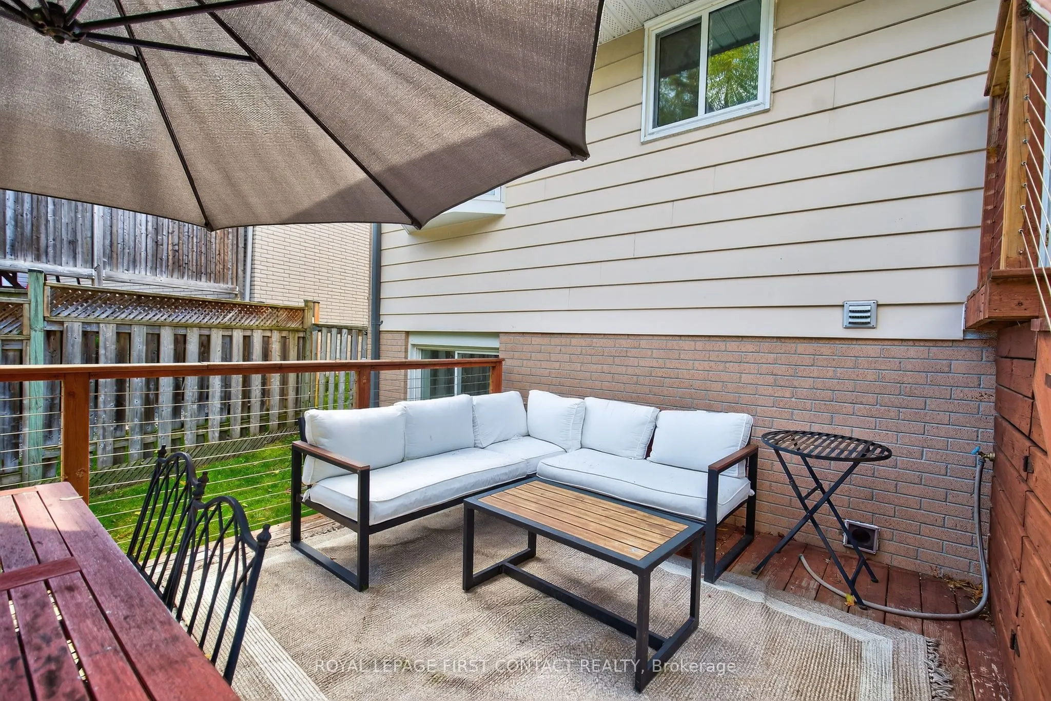 11 MacLaren Avenue