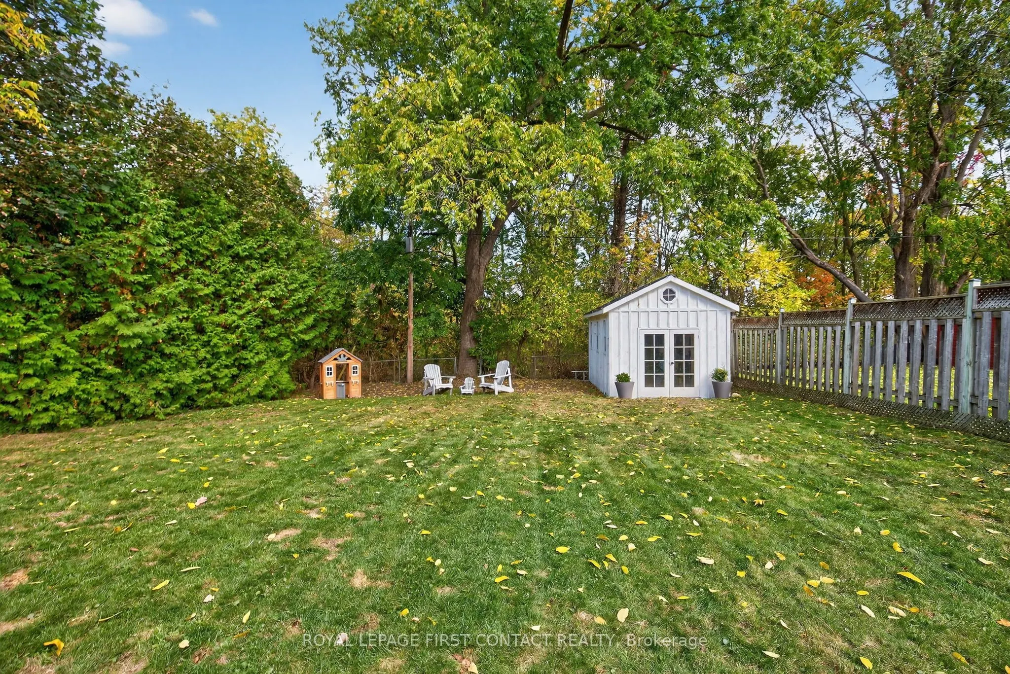 11 MacLaren Avenue