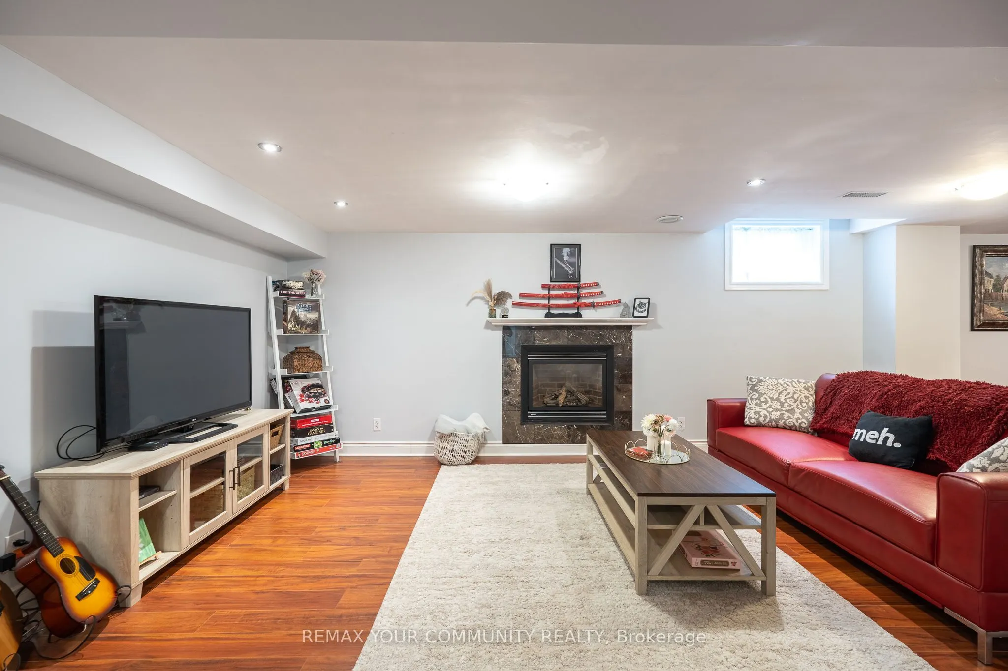 21 Silvercreek Crescent