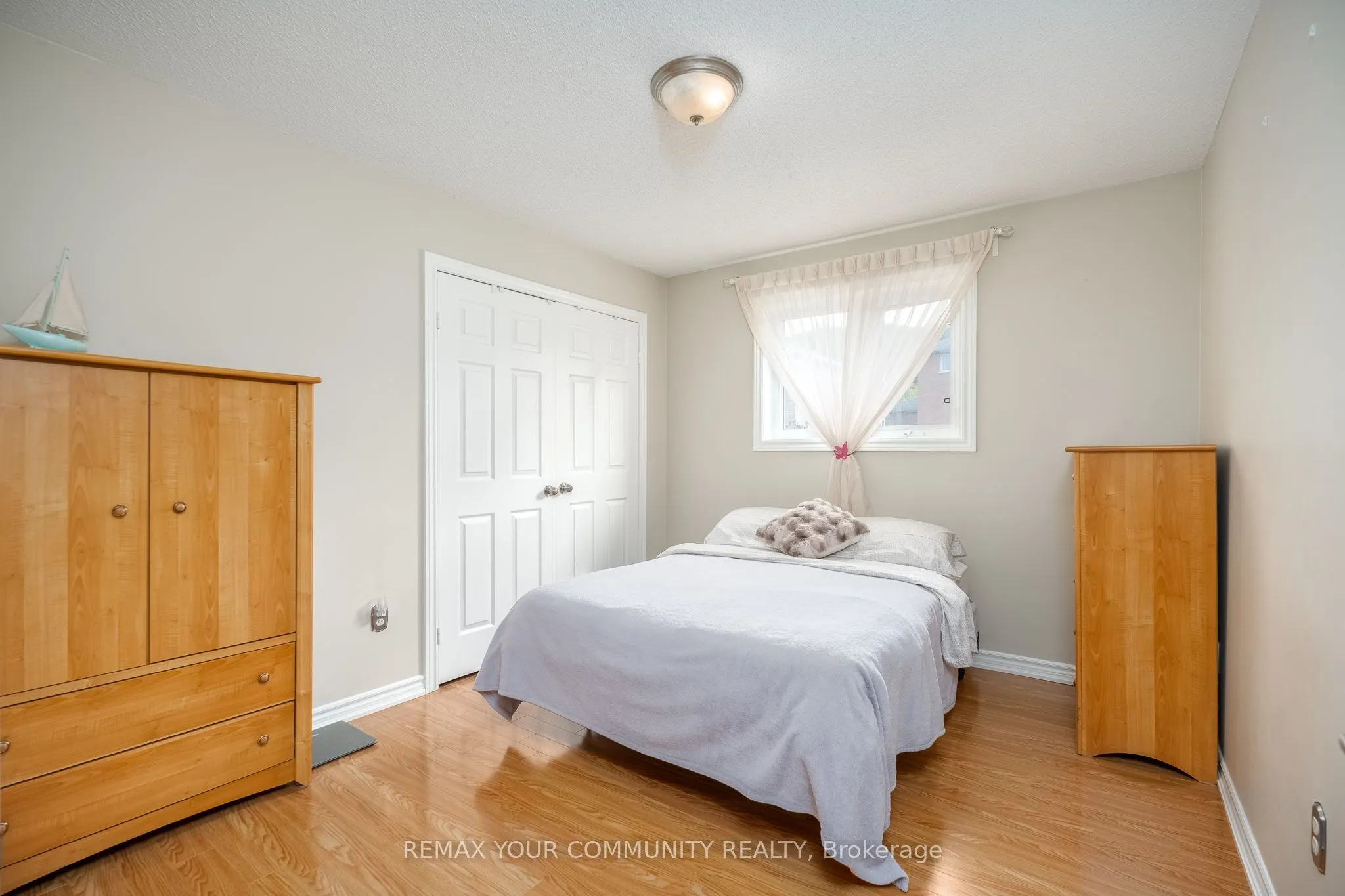 21 Silvercreek Crescent