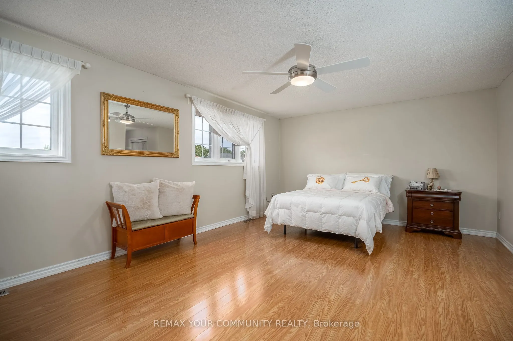 21 Silvercreek Crescent