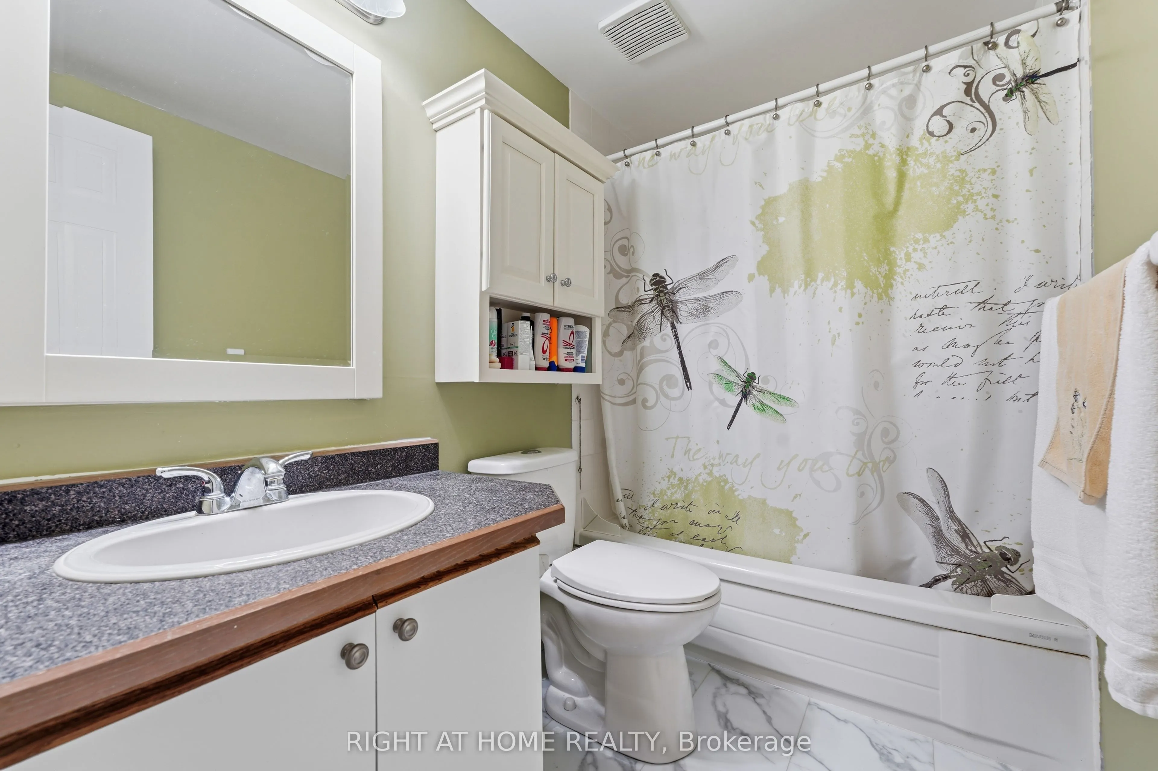 43 Olive Crescent E #103