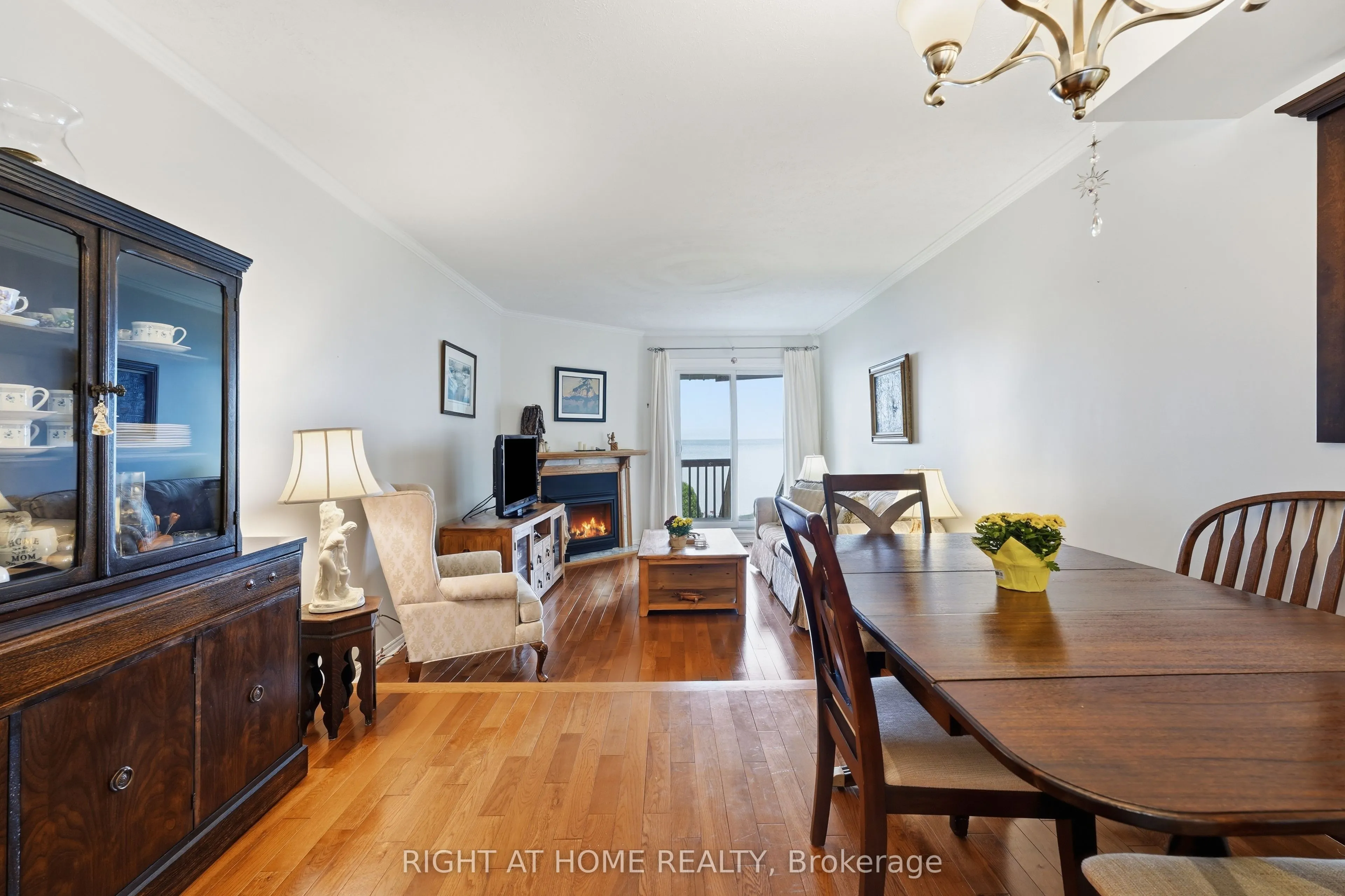 43 Olive Crescent E #103