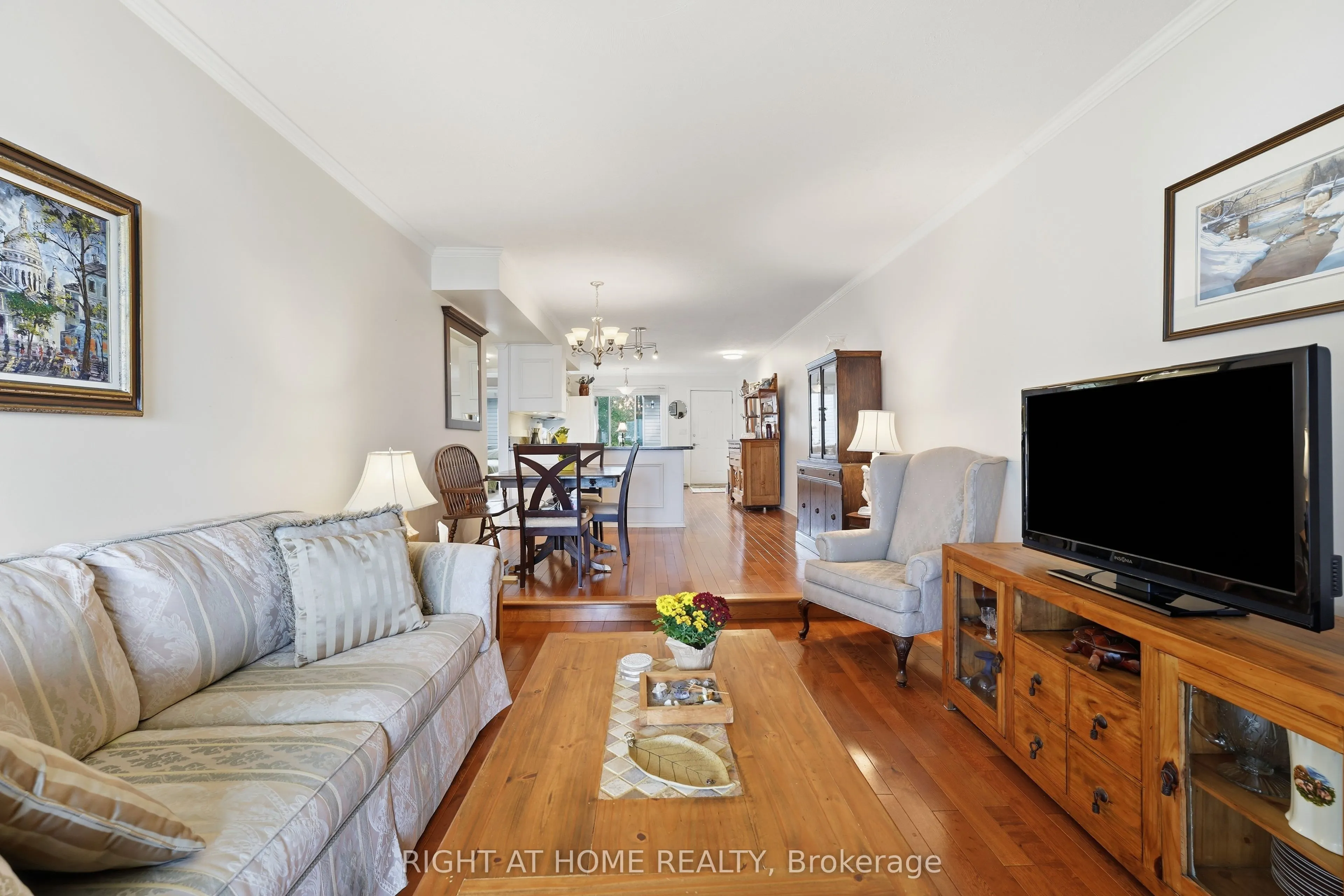 43 Olive Crescent E #103