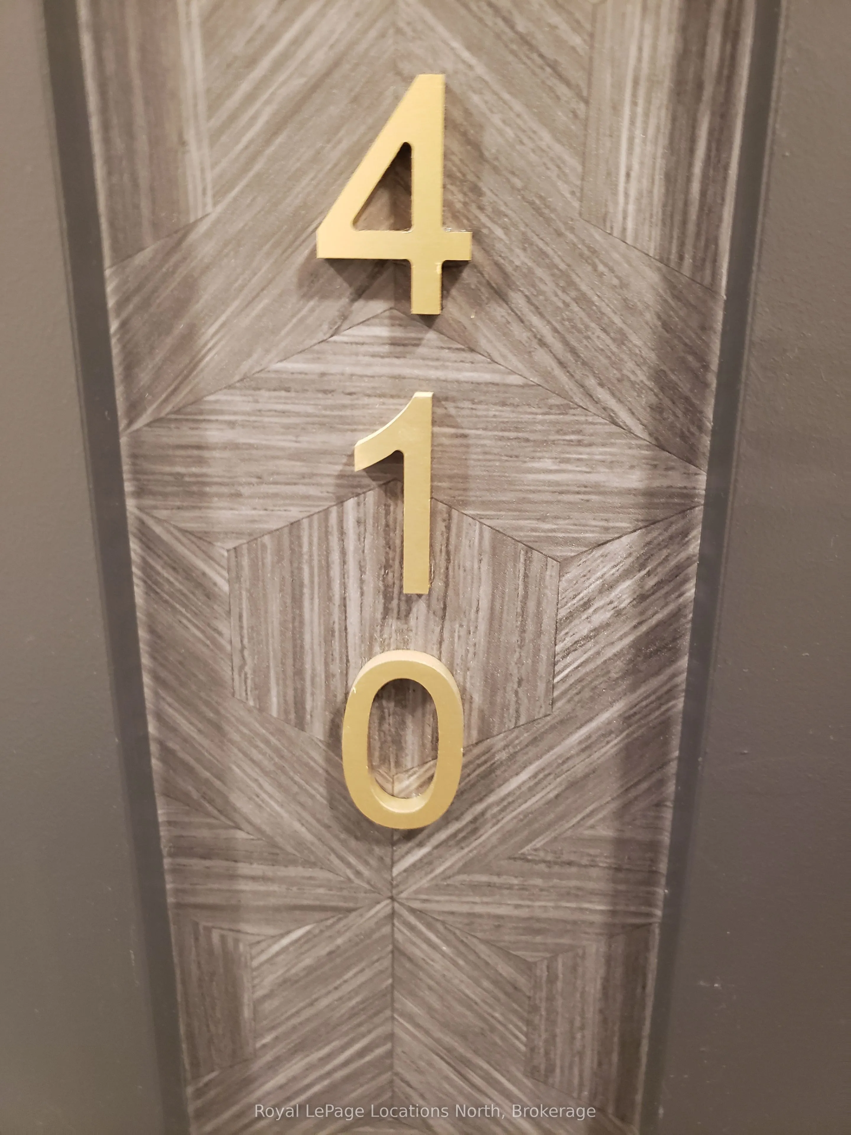 31 Huron Street #410