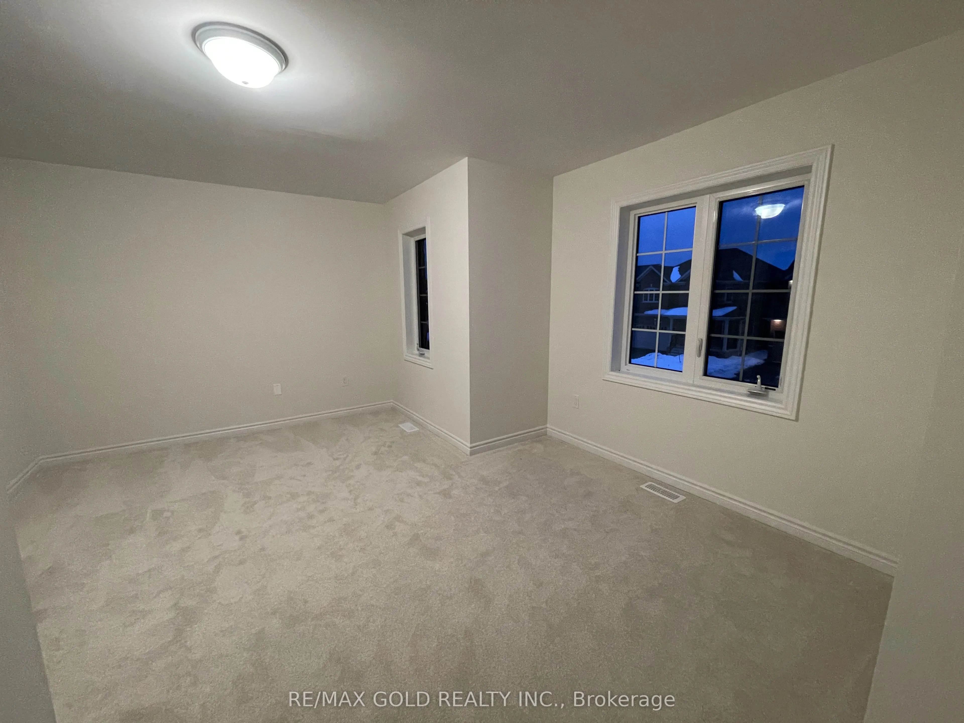21 Sanford Circle