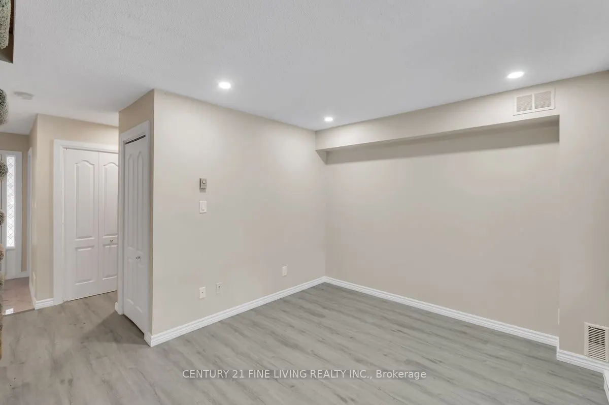 30 Laguna Parkway #2