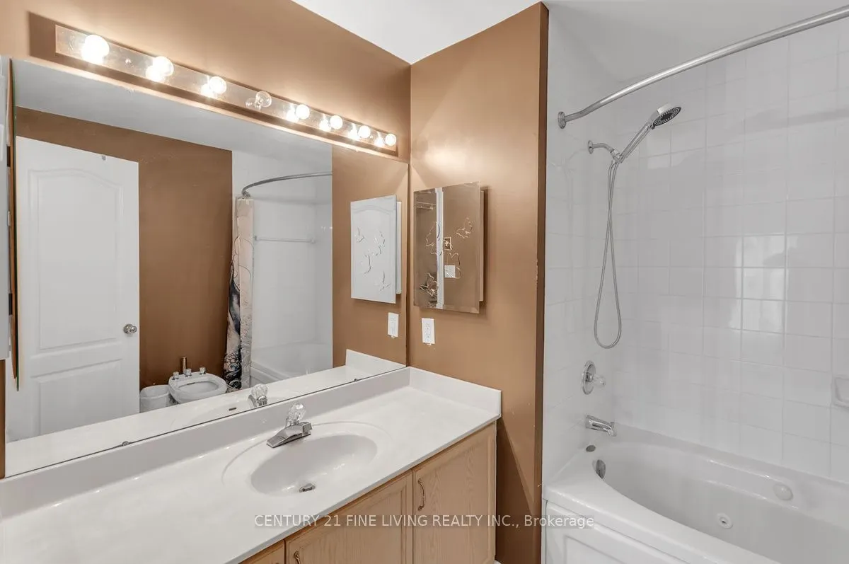 30 Laguna Parkway #2