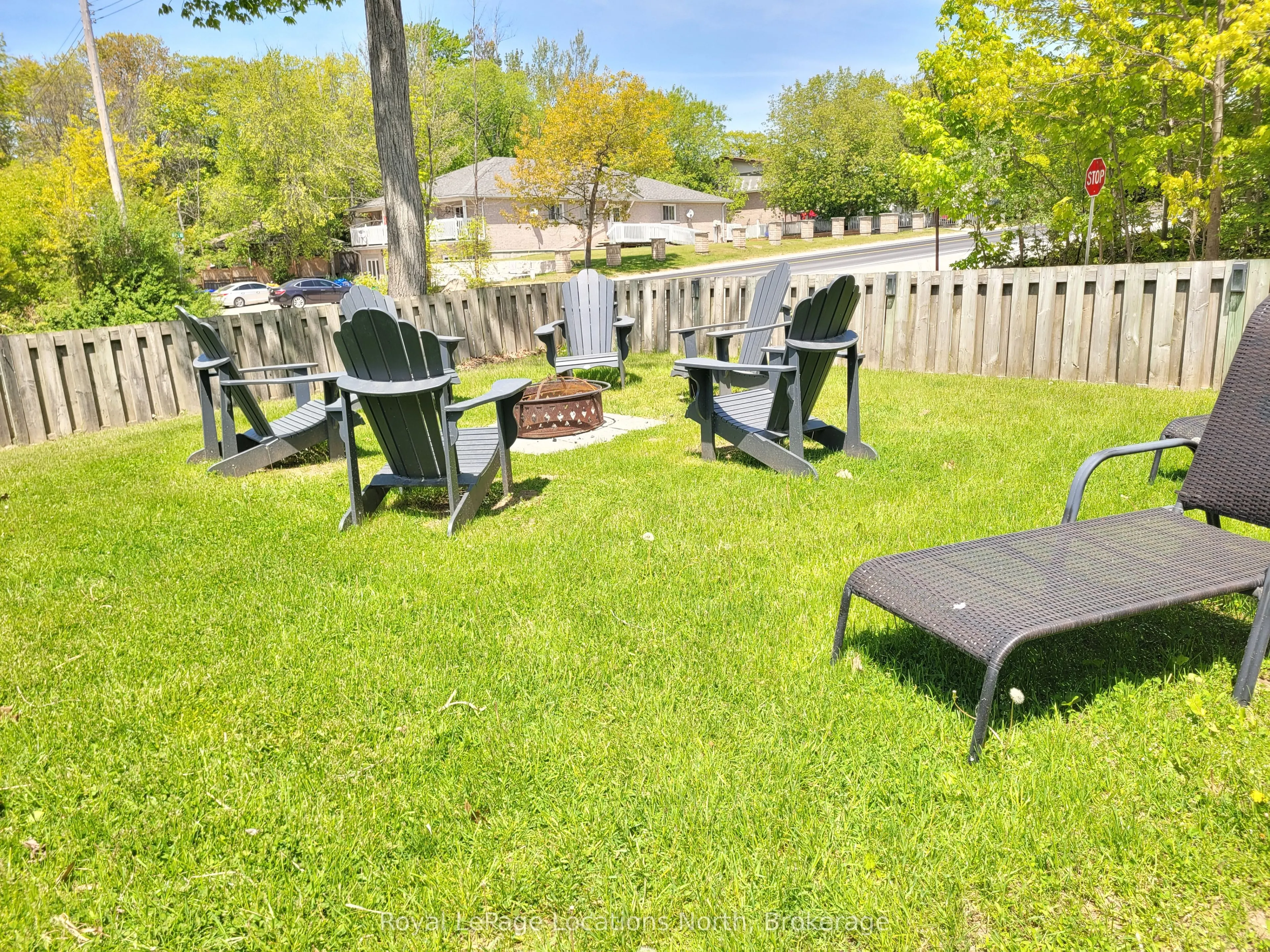 347 Balm Beach Road W