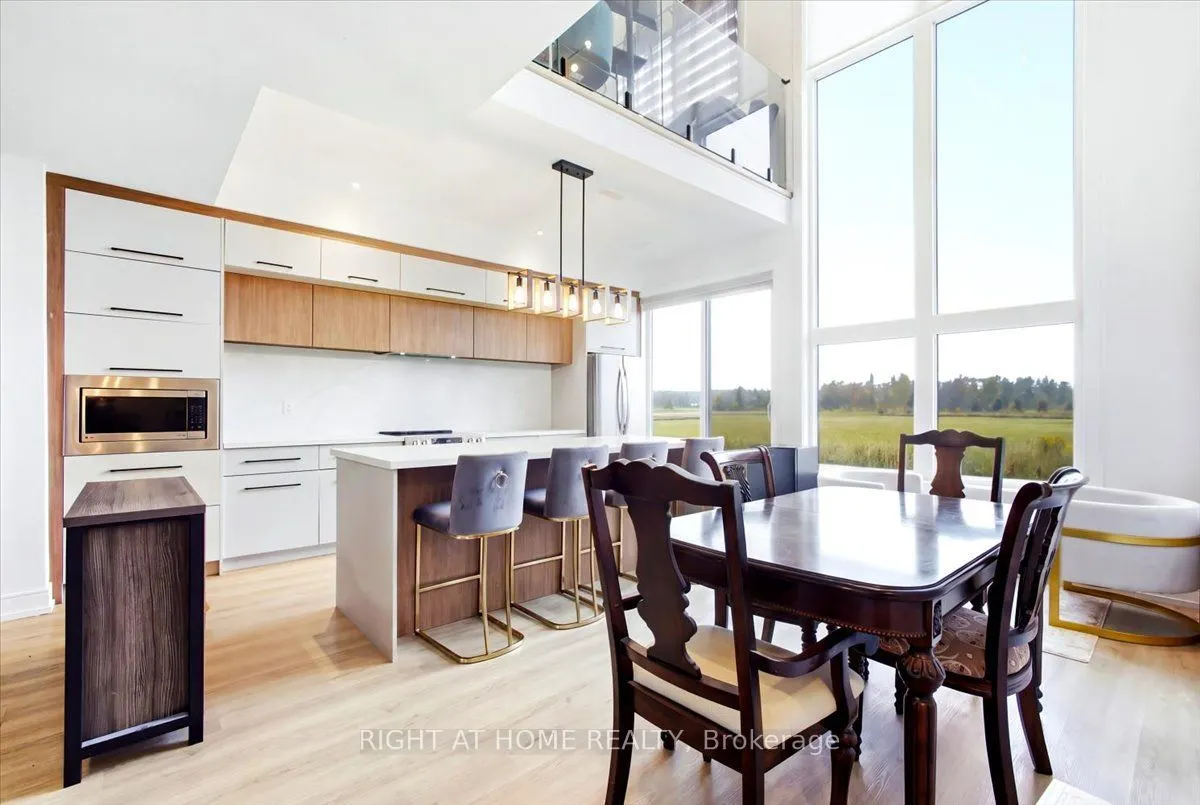 3717 Quayside Drive