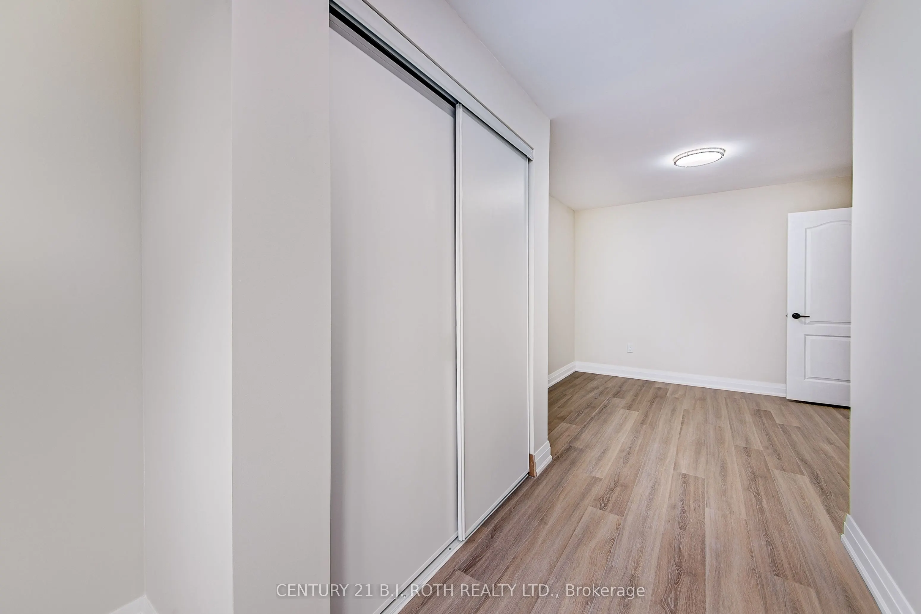 98 Peel Street #6