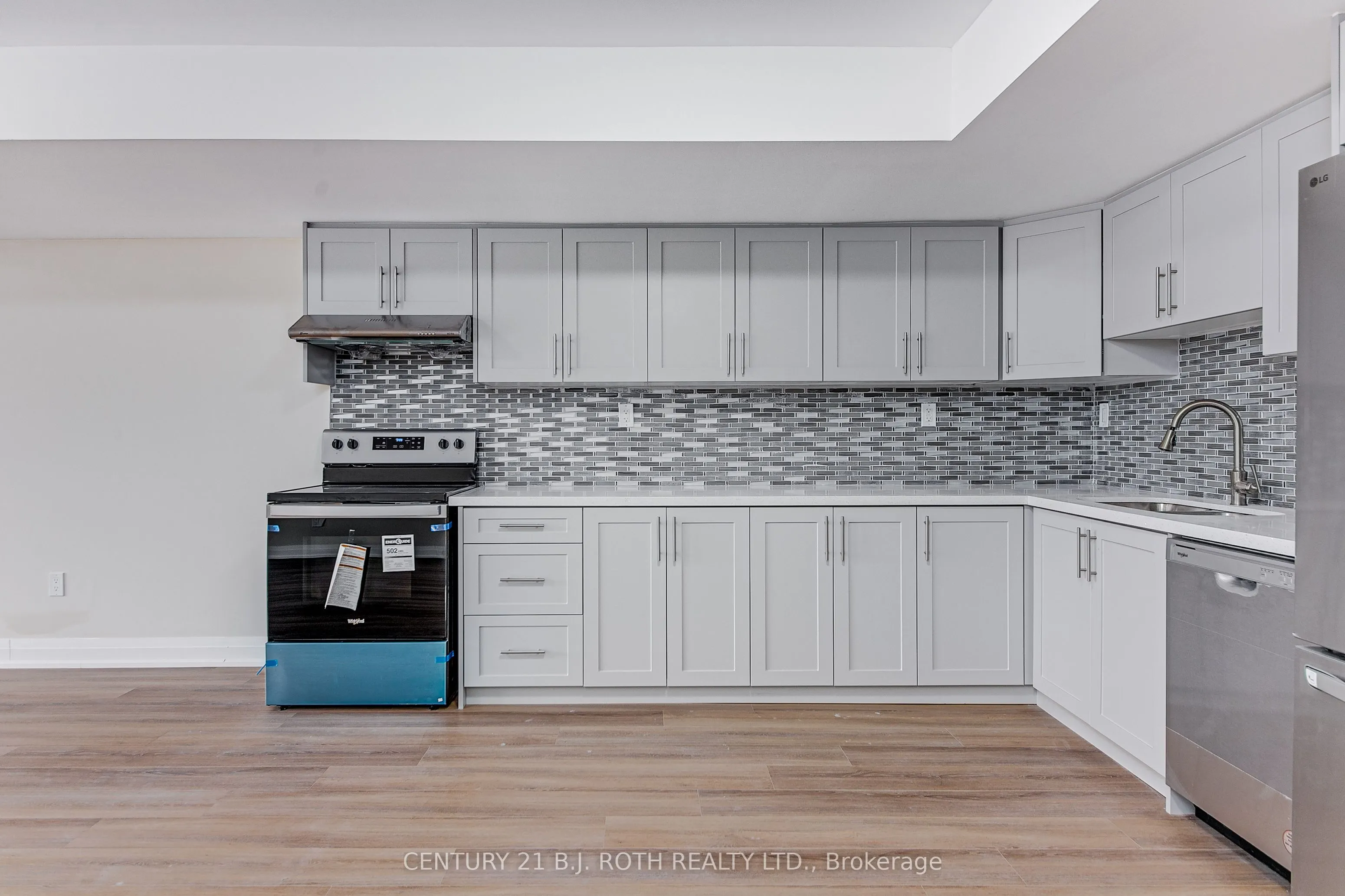 98 Peel Street #6