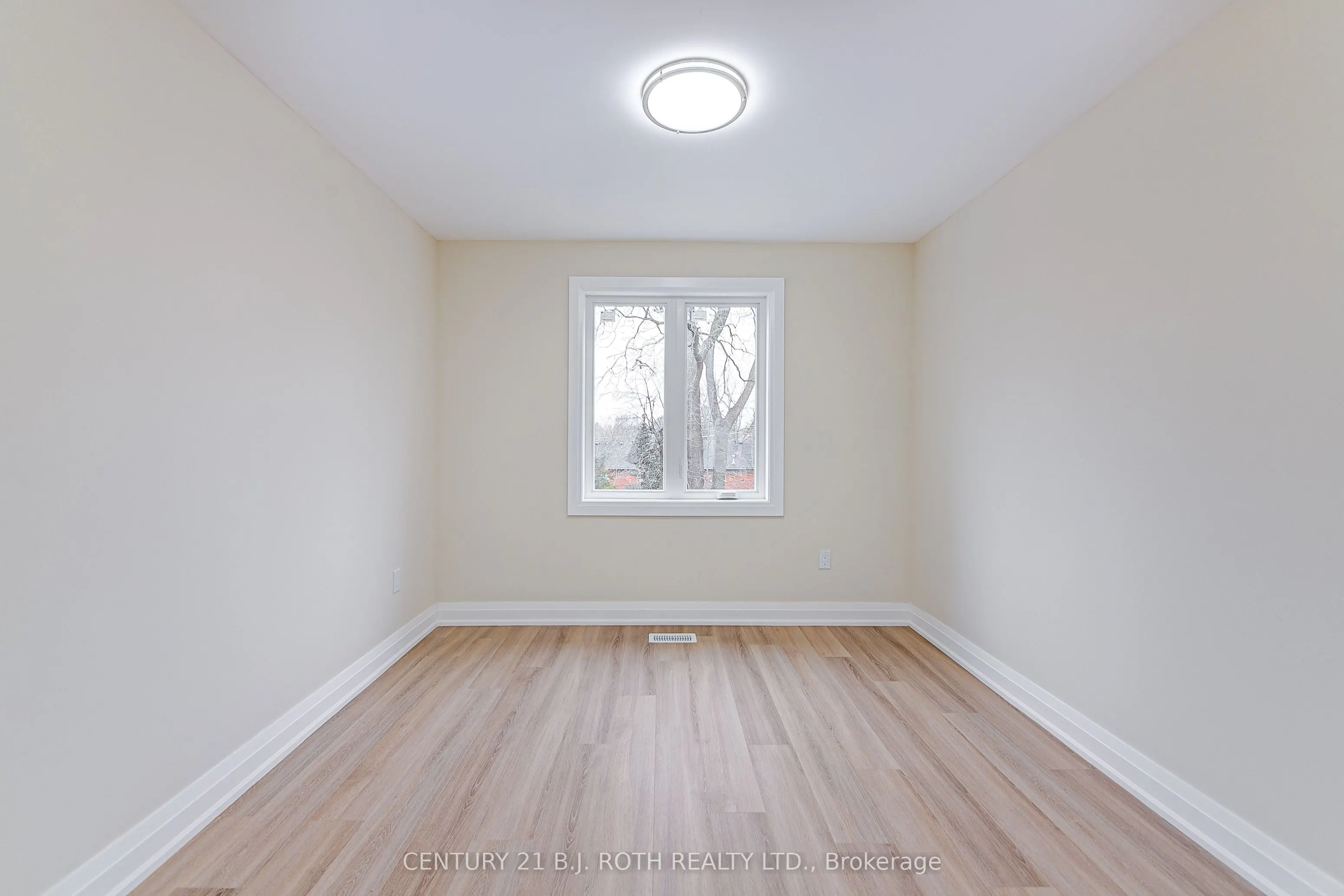 98 Peel Street #6