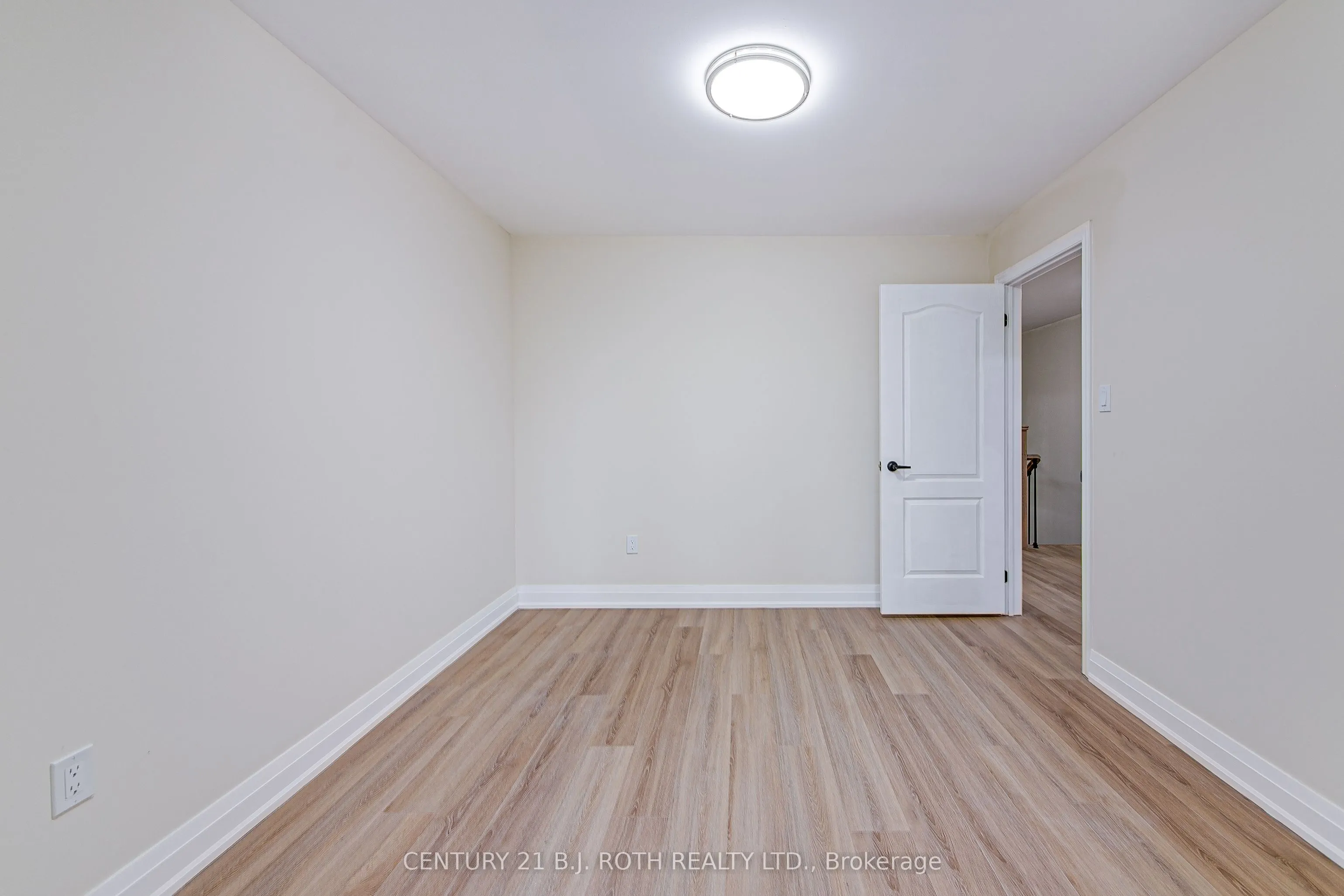98 Peel Street #6