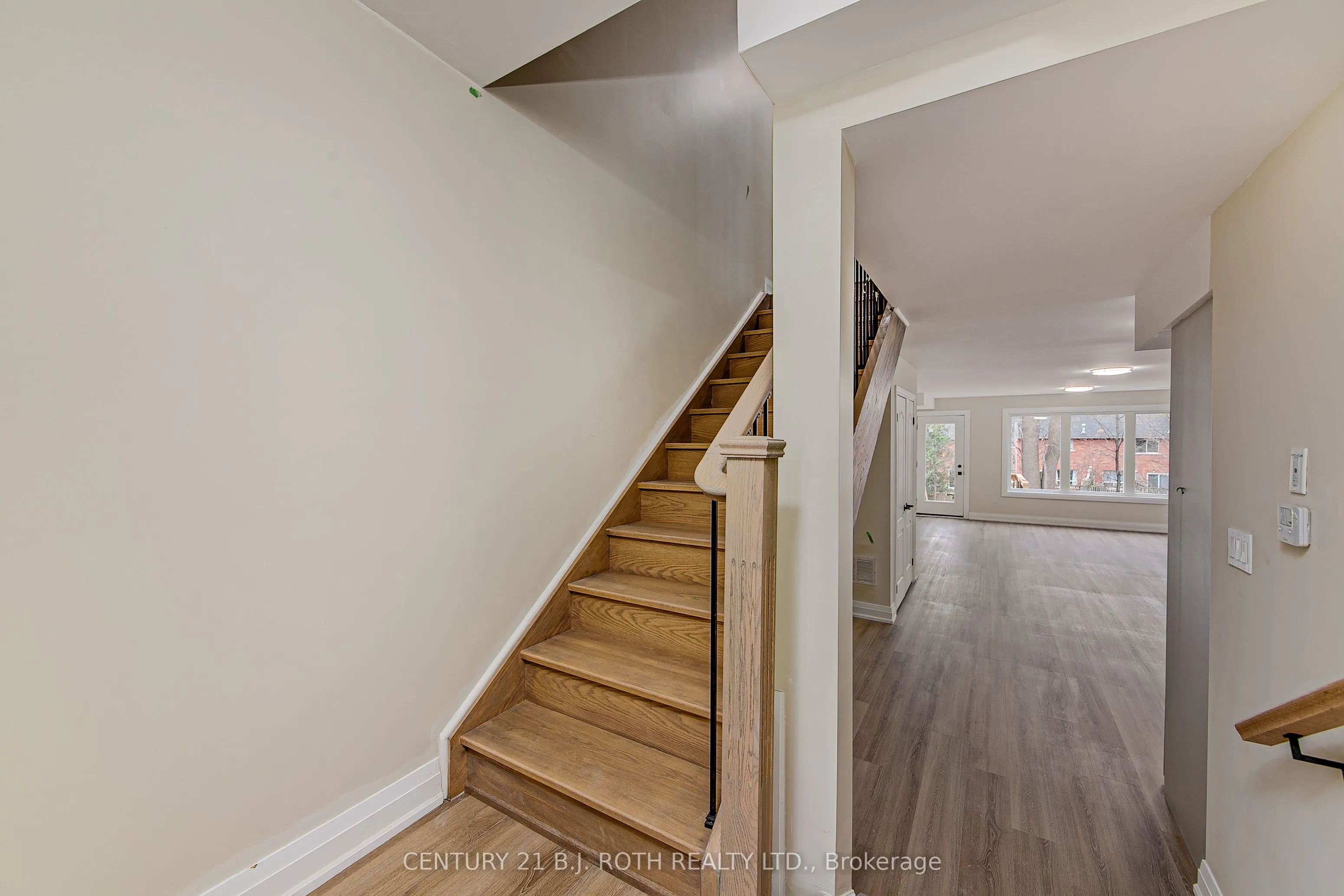98 Peel Street #6