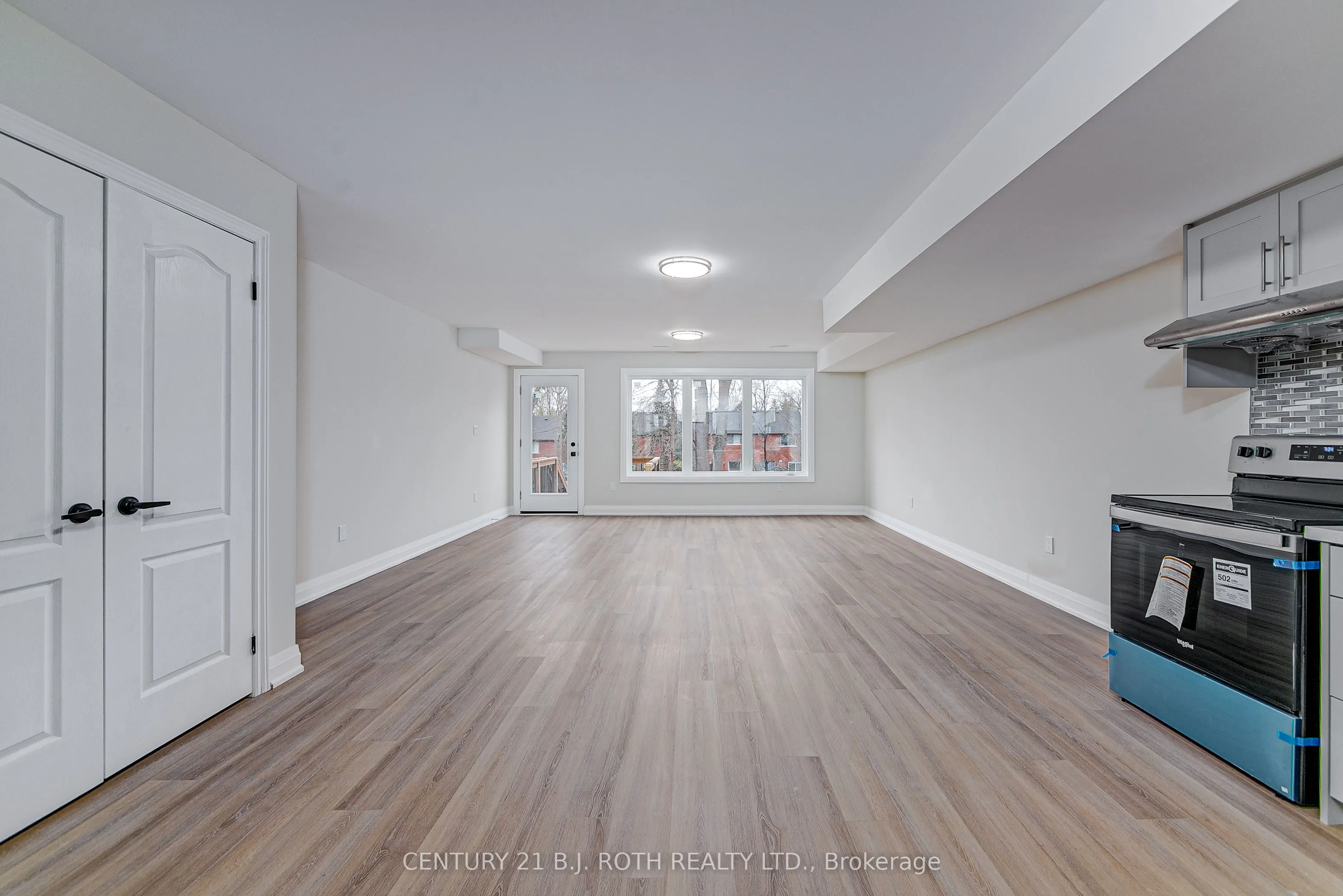 98 Peel Street #6