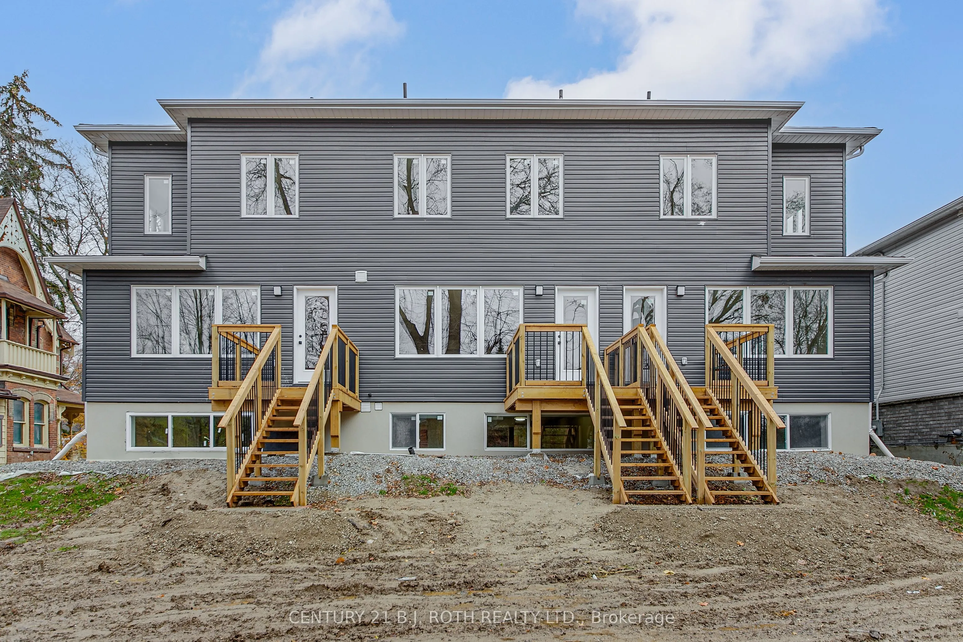 98 Peel Street #6
