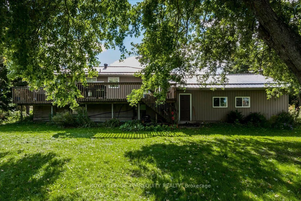 1092 Old Barrie Road W
