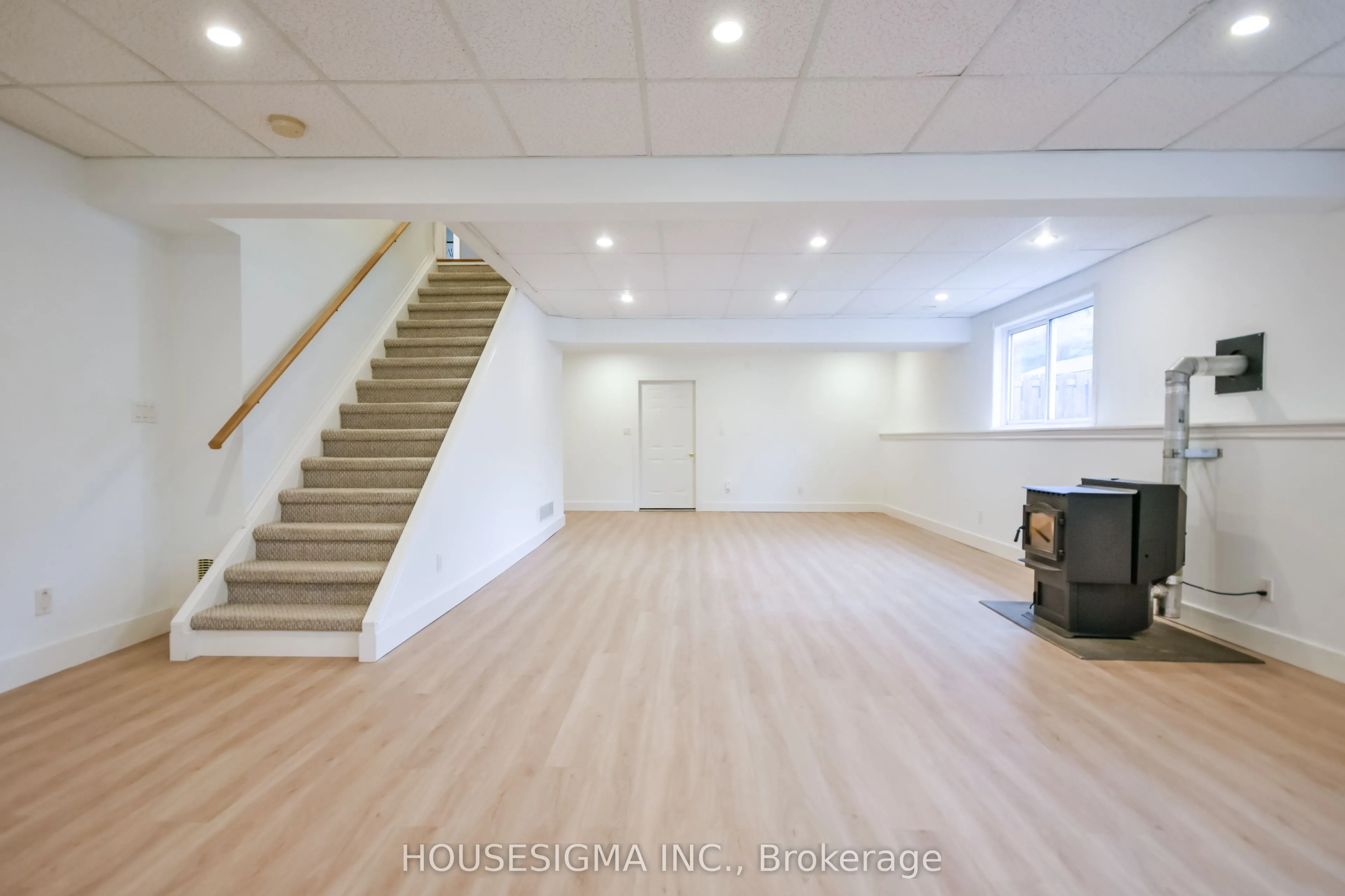 3965 Parkside Drive
