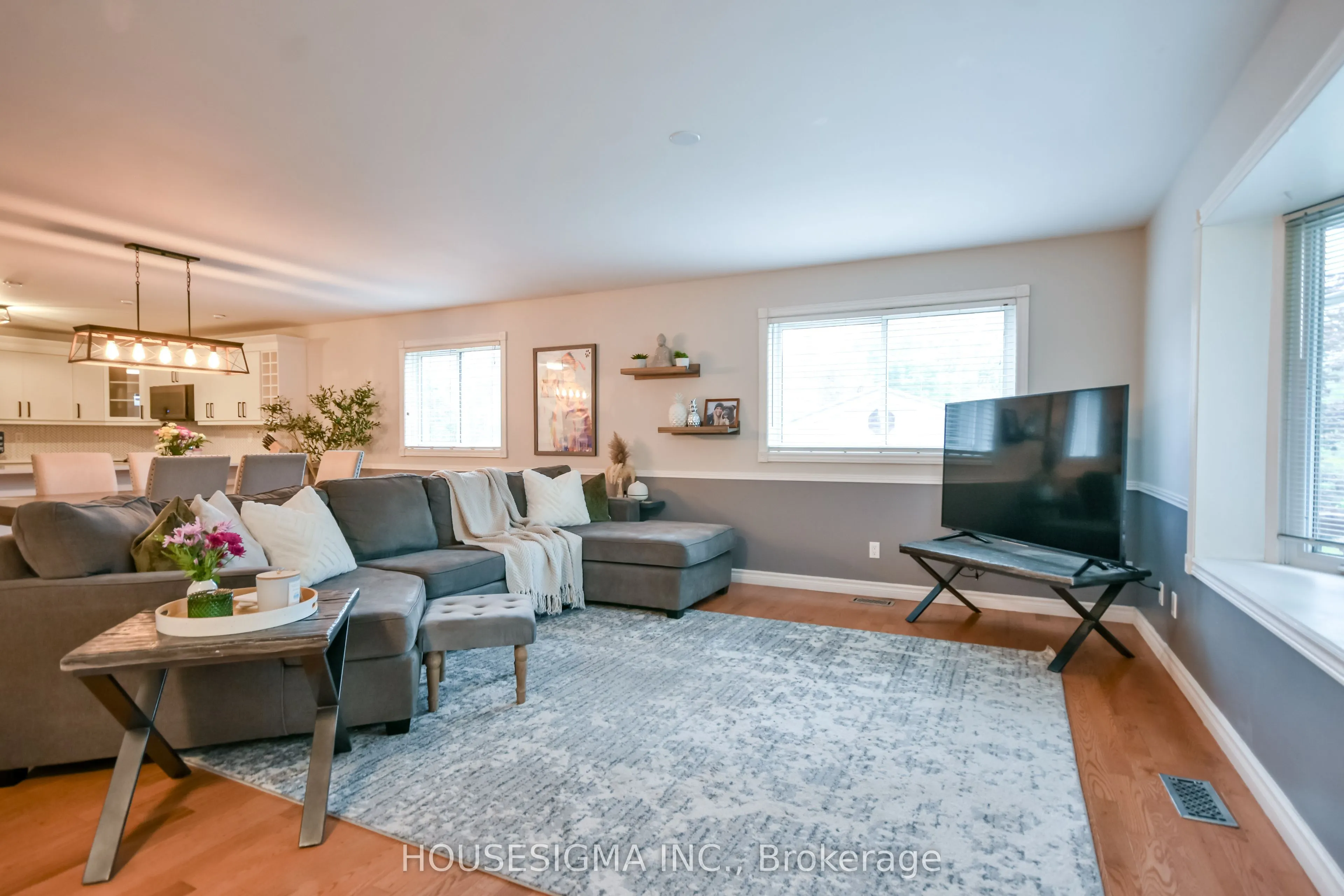 3965 Parkside Drive