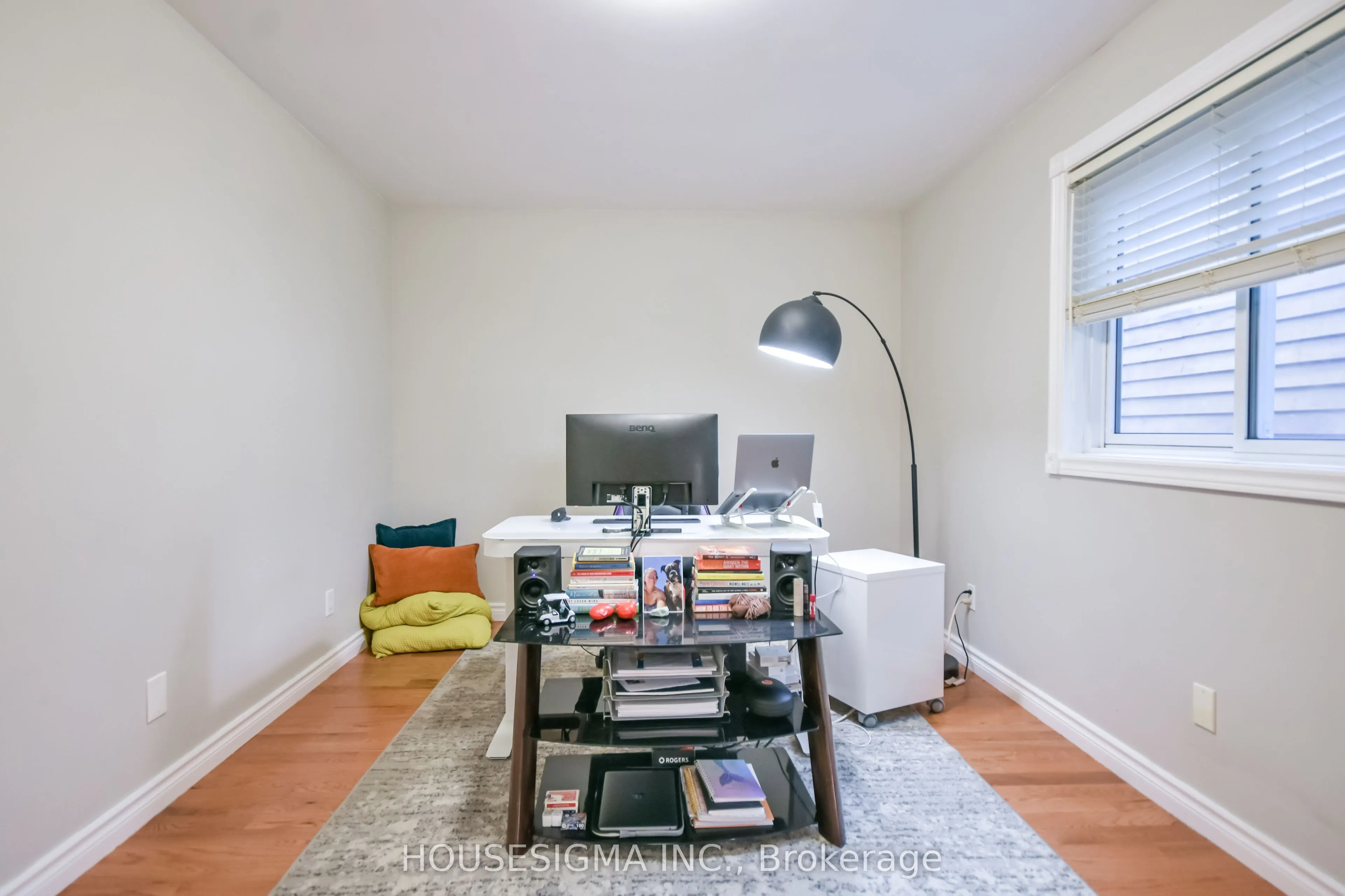 3965 Parkside Drive