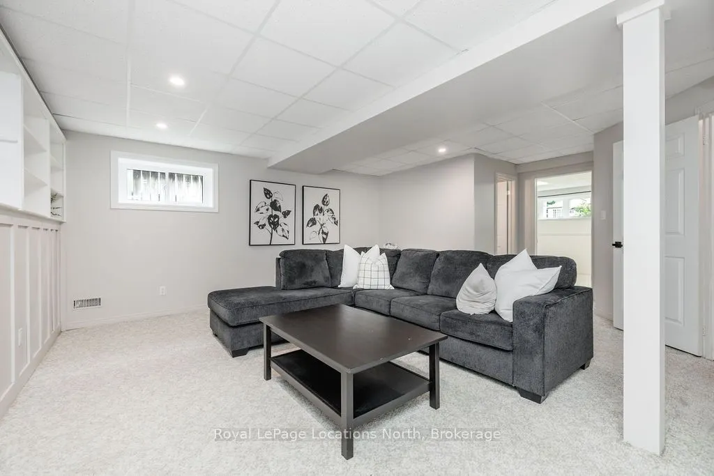 45 BUSH Crescent