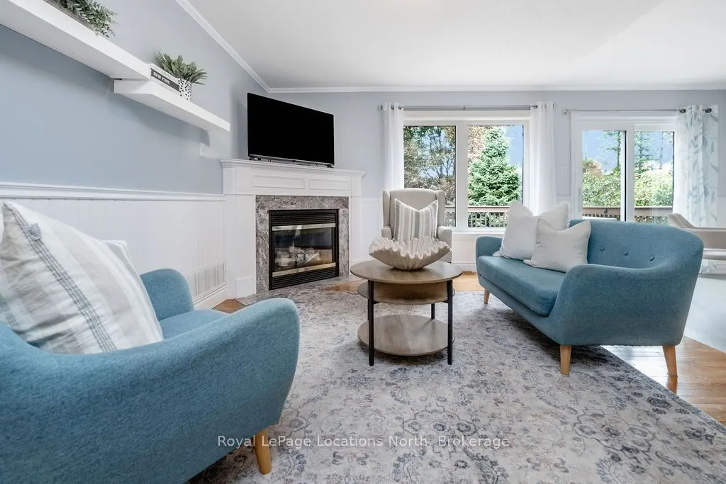 45 BUSH Crescent