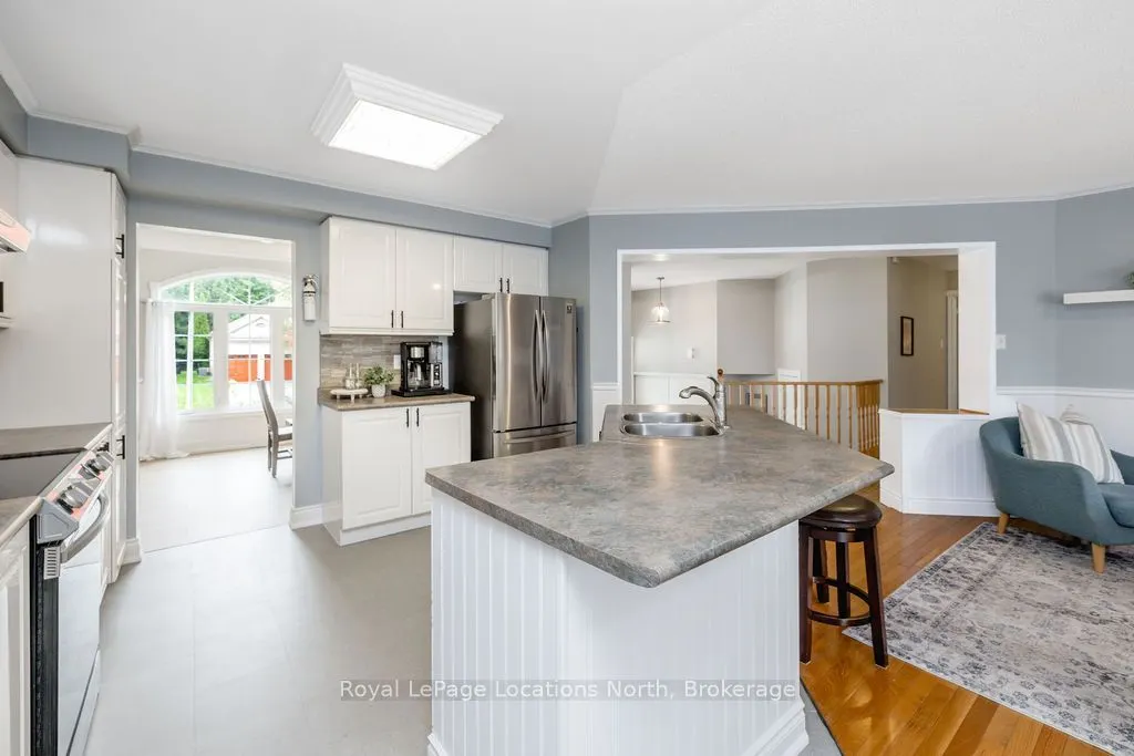 45 BUSH Crescent