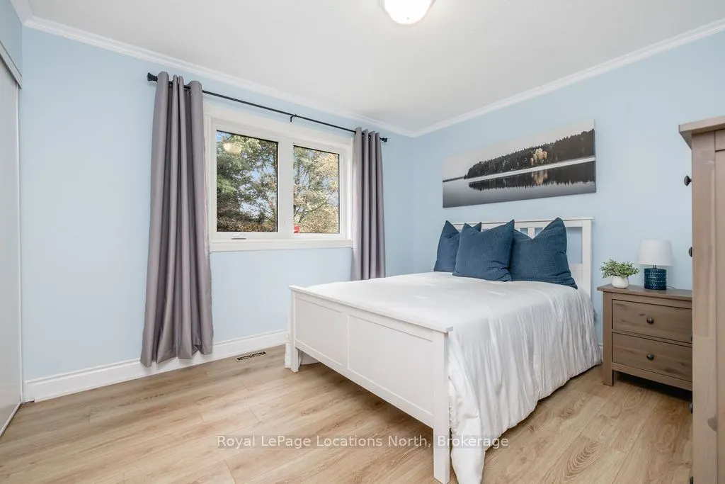 45 BUSH Crescent