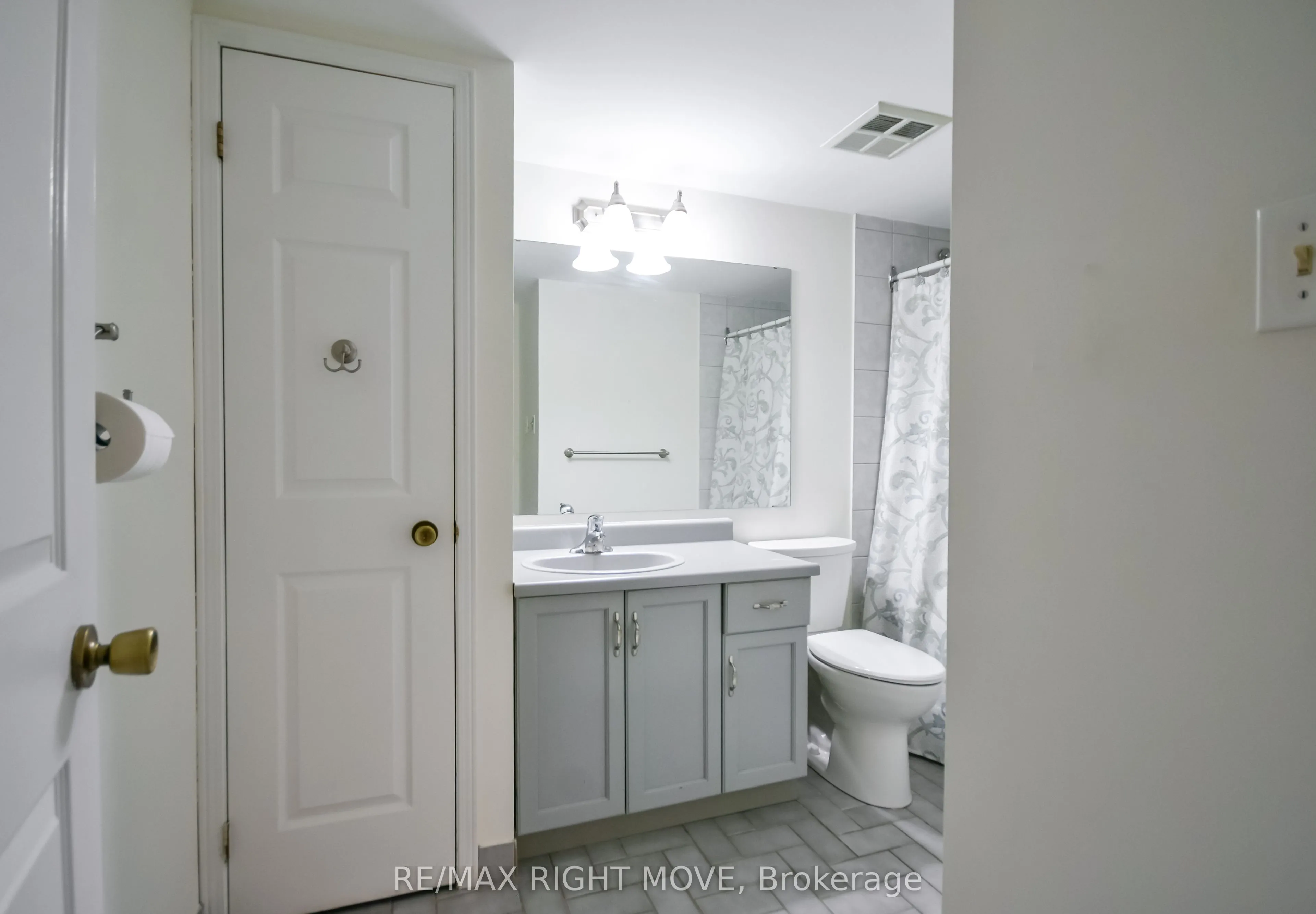 54 Fittons Road W #306