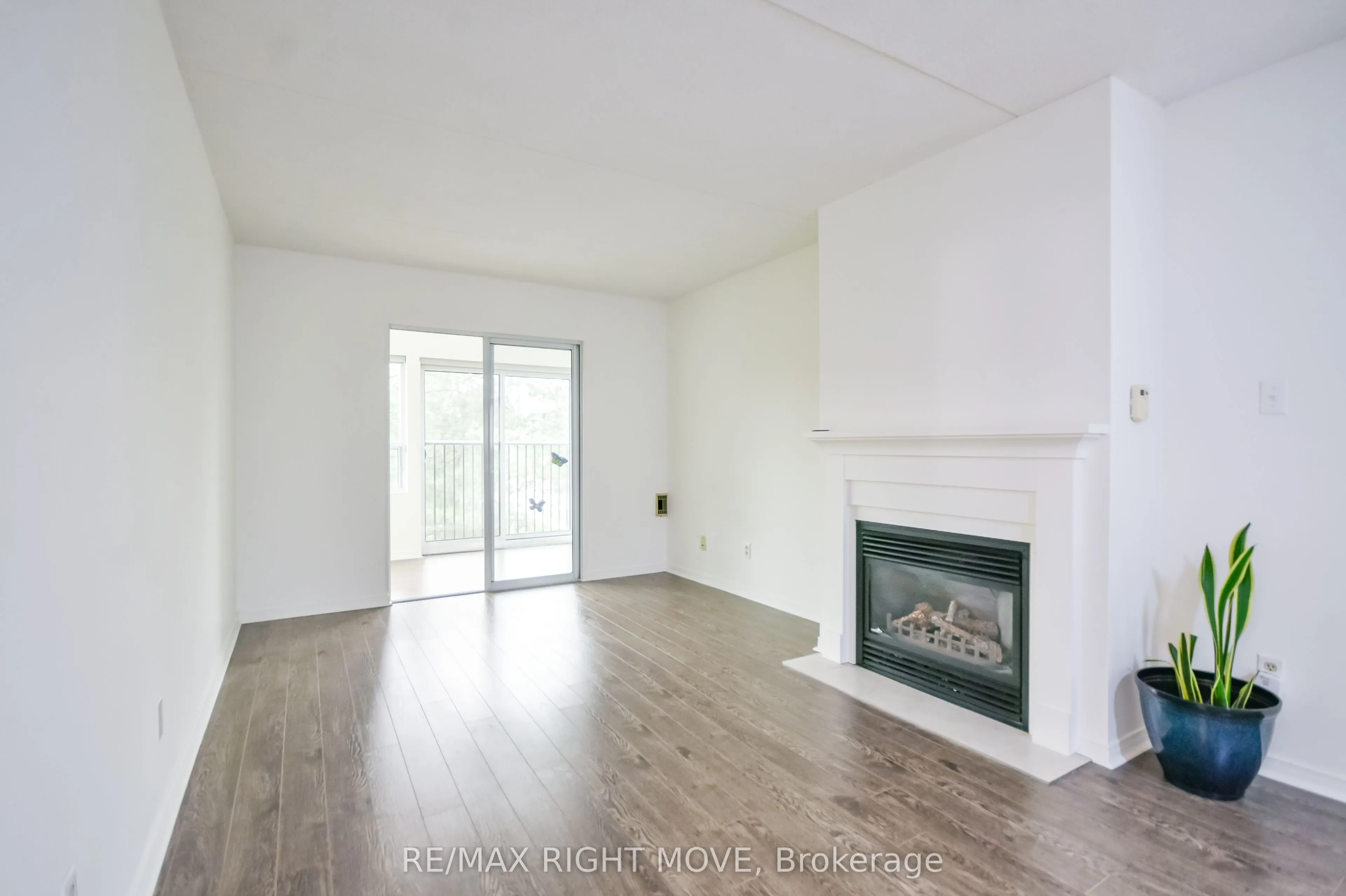 54 Fittons Road W #306
