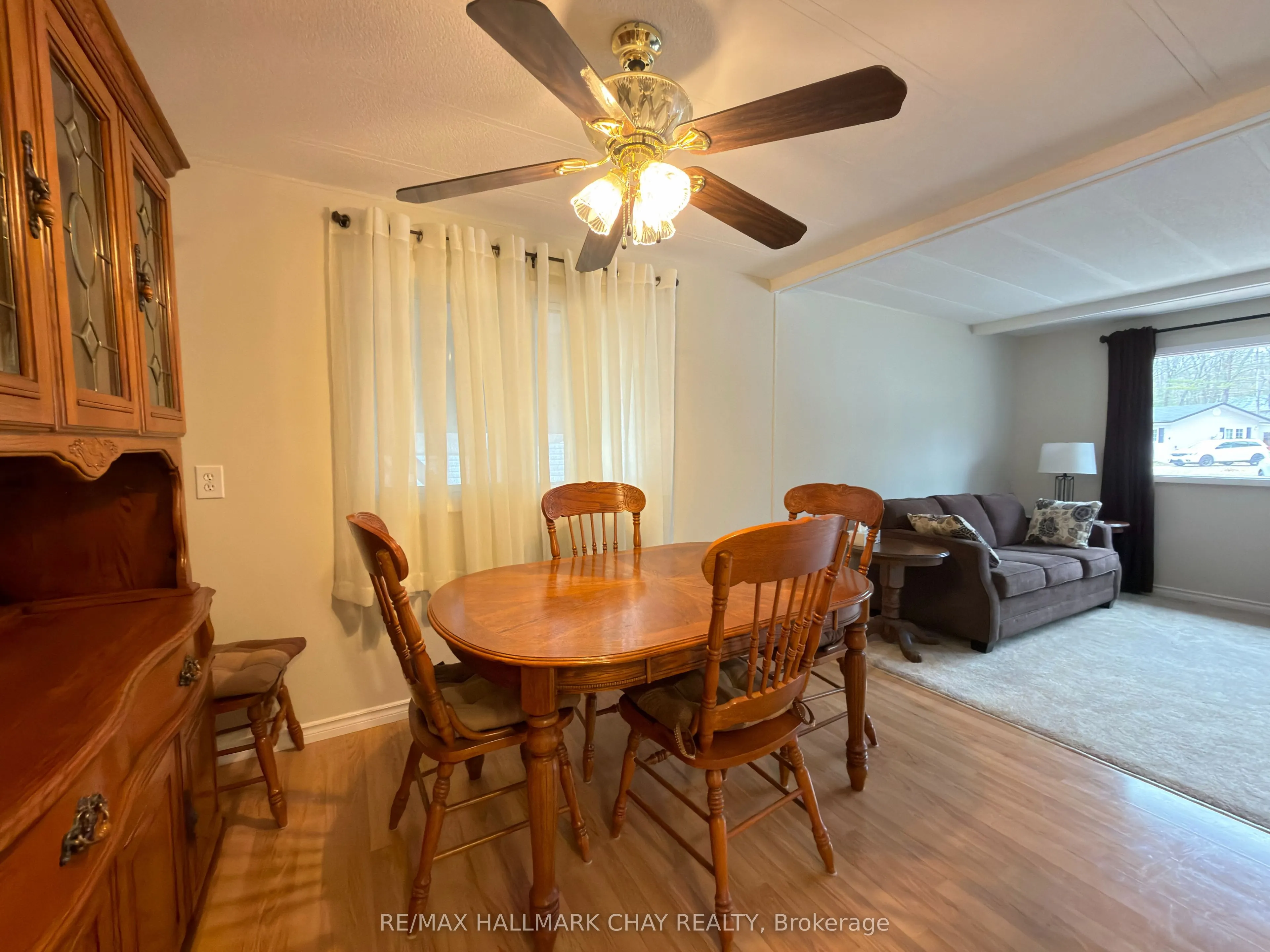 13 Carruthers Street N