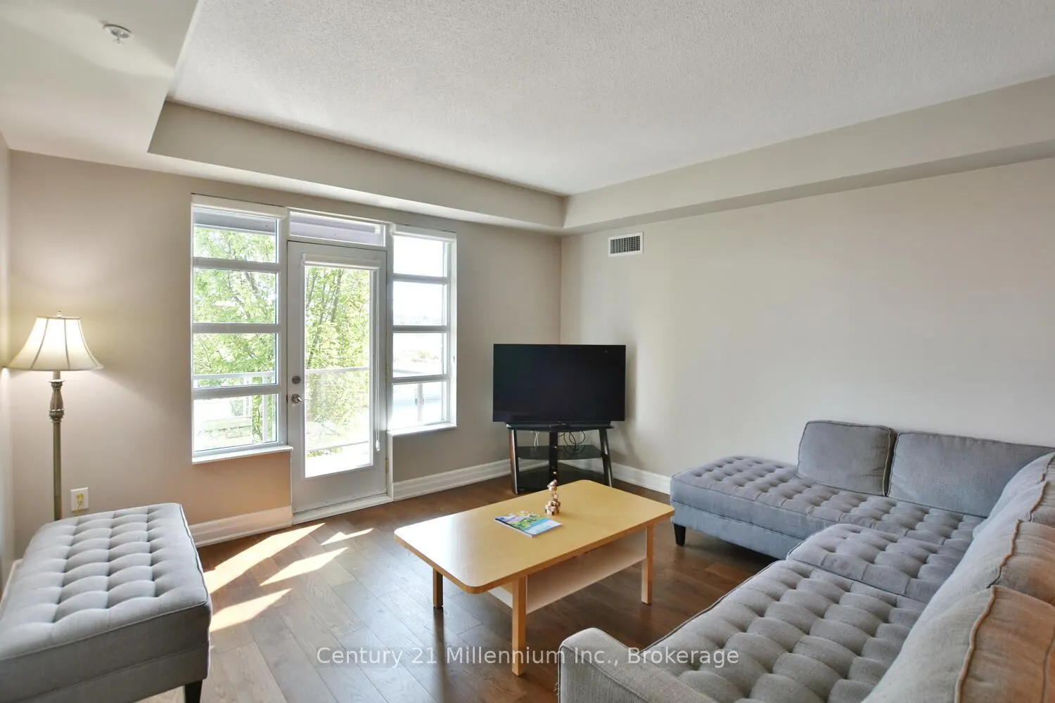 1 Shipyard Lane #208