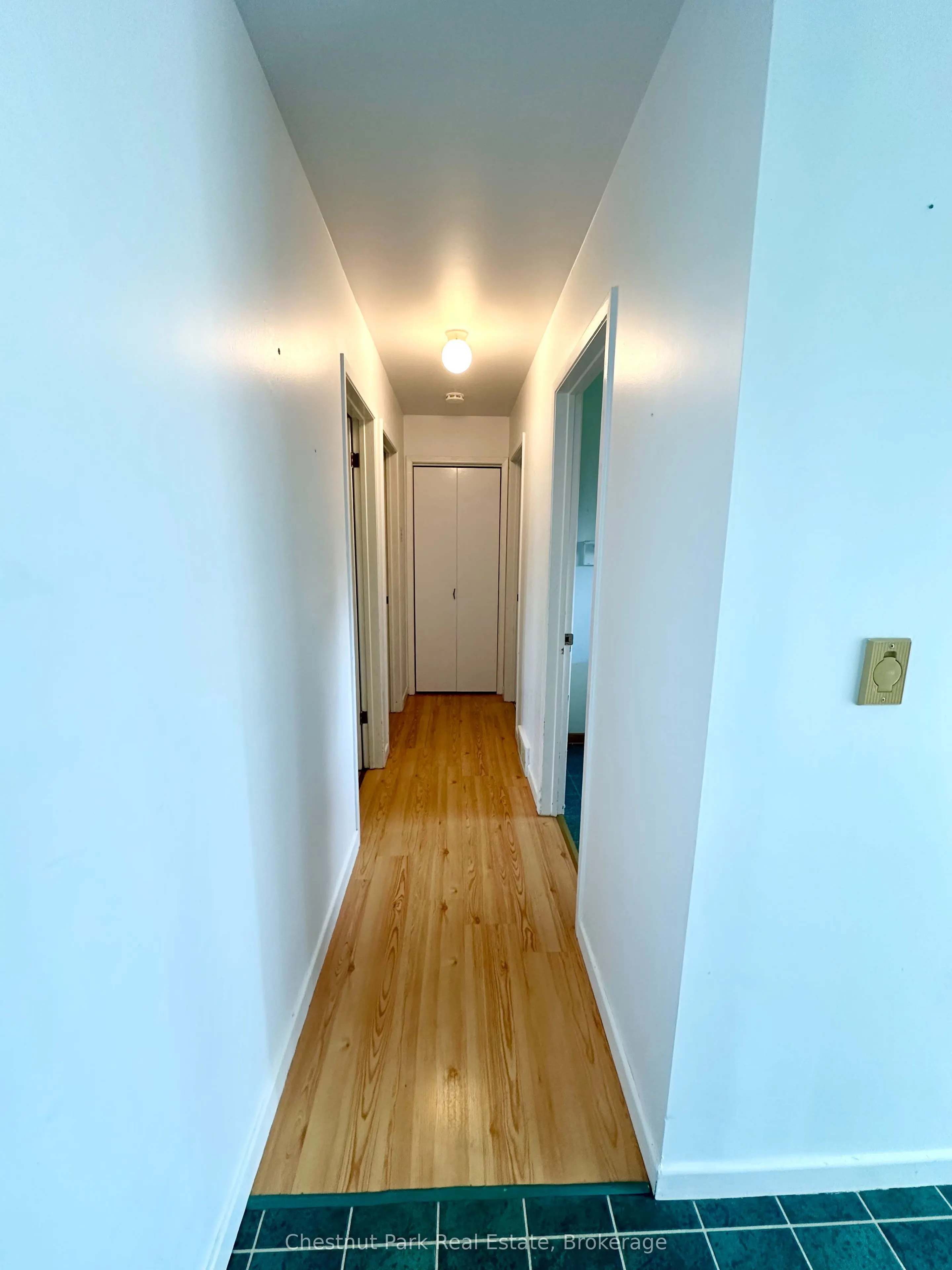 14 Brock Crescent
