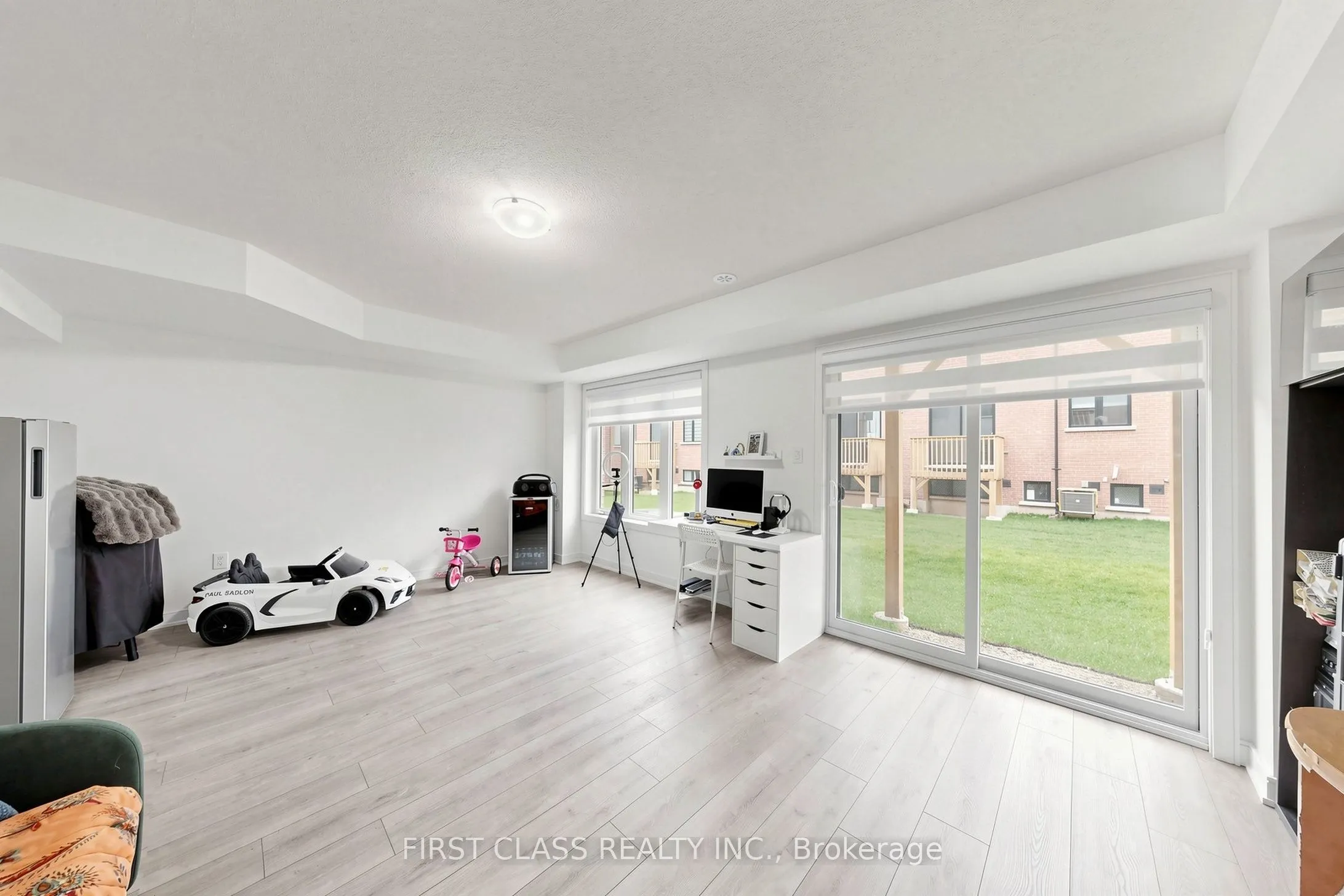 55 Red Maple Lane