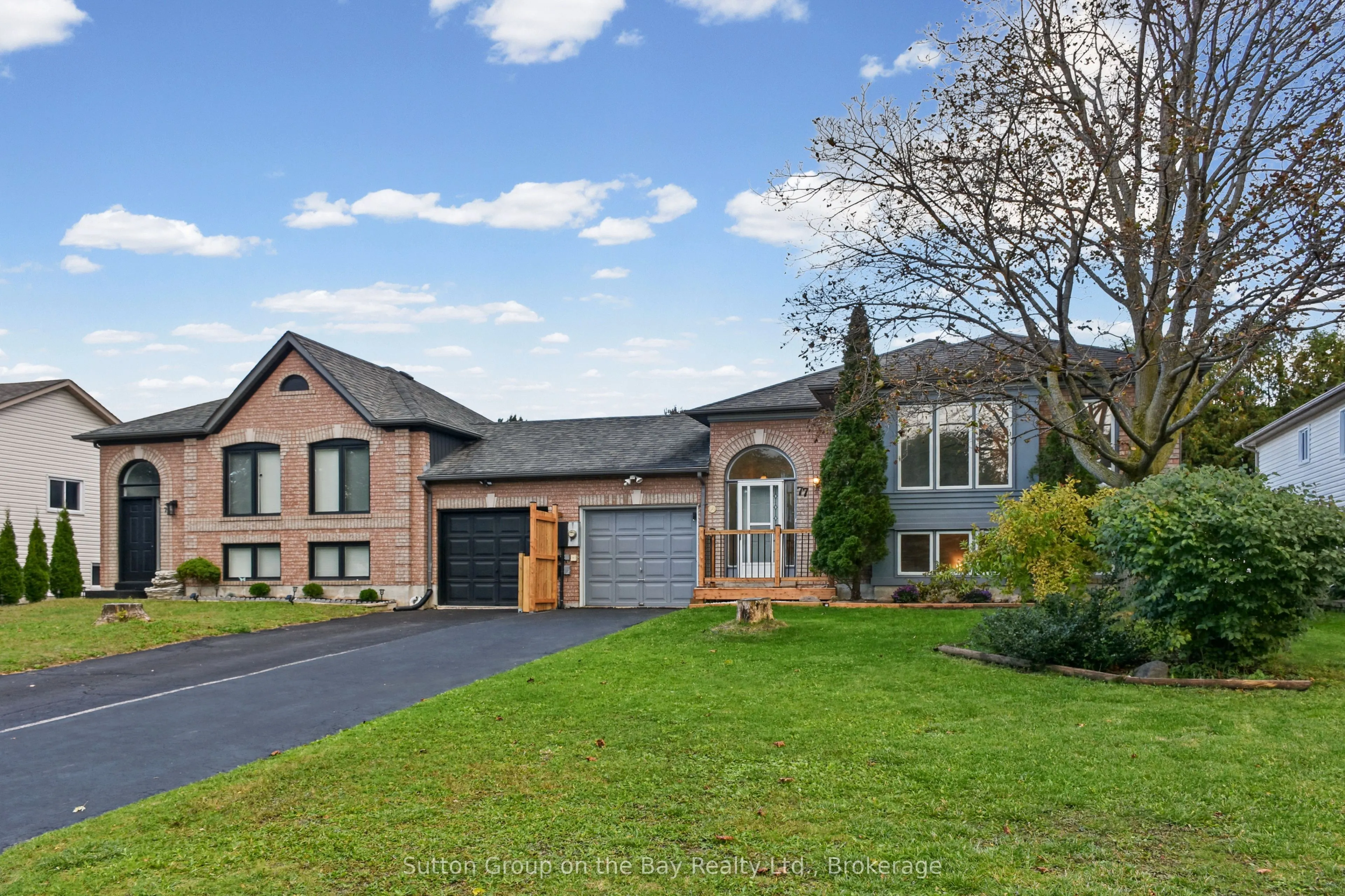 77 Fernbrook Drive