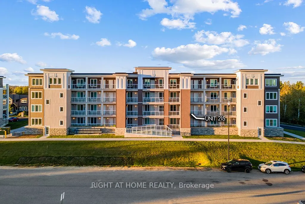 5 Spooner Crescent #215