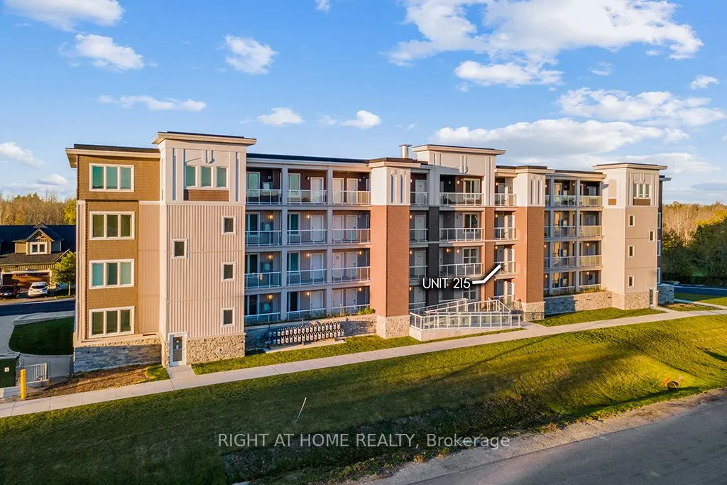 5 Spooner Crescent #215