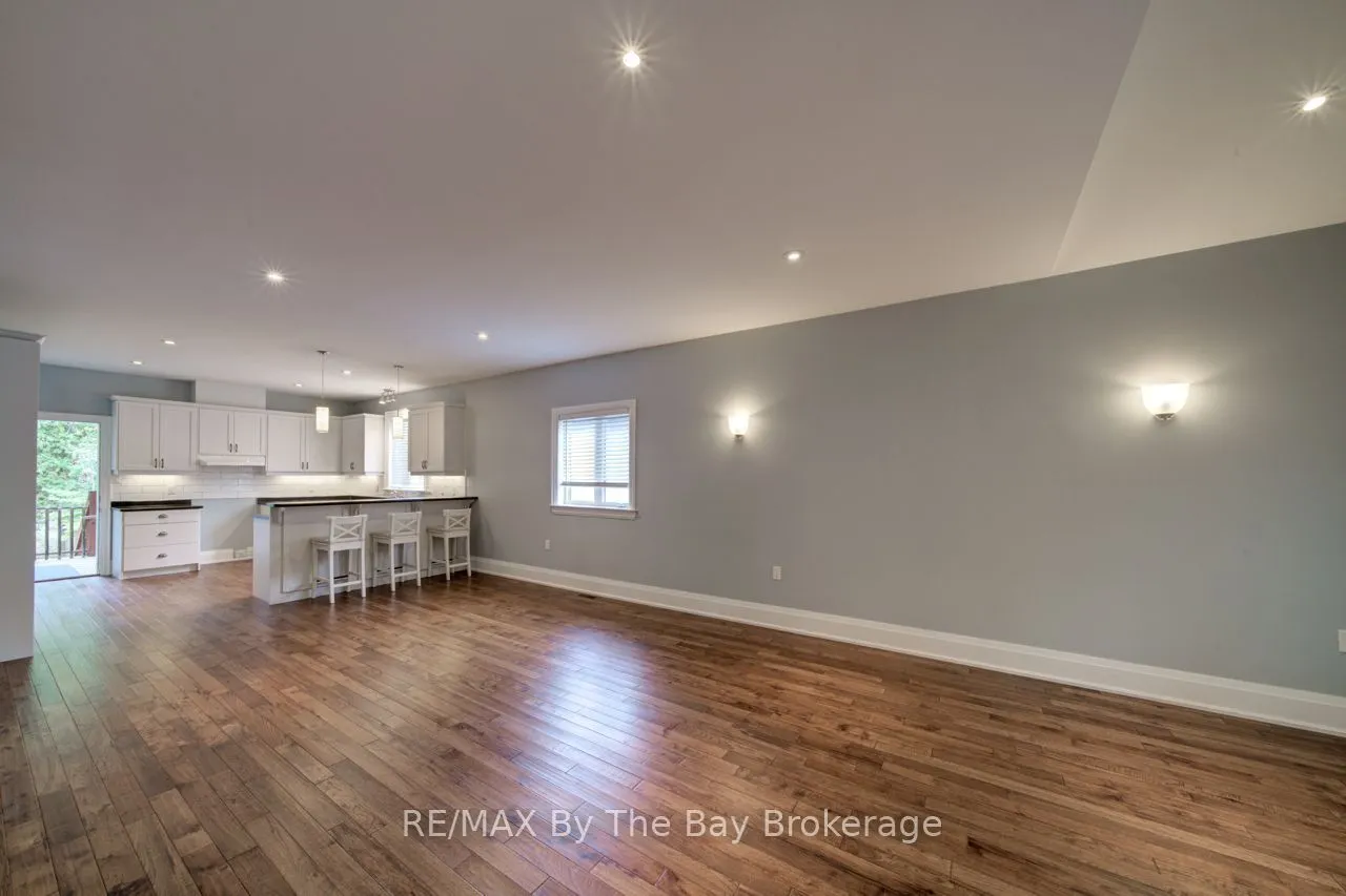 12 51st Street S