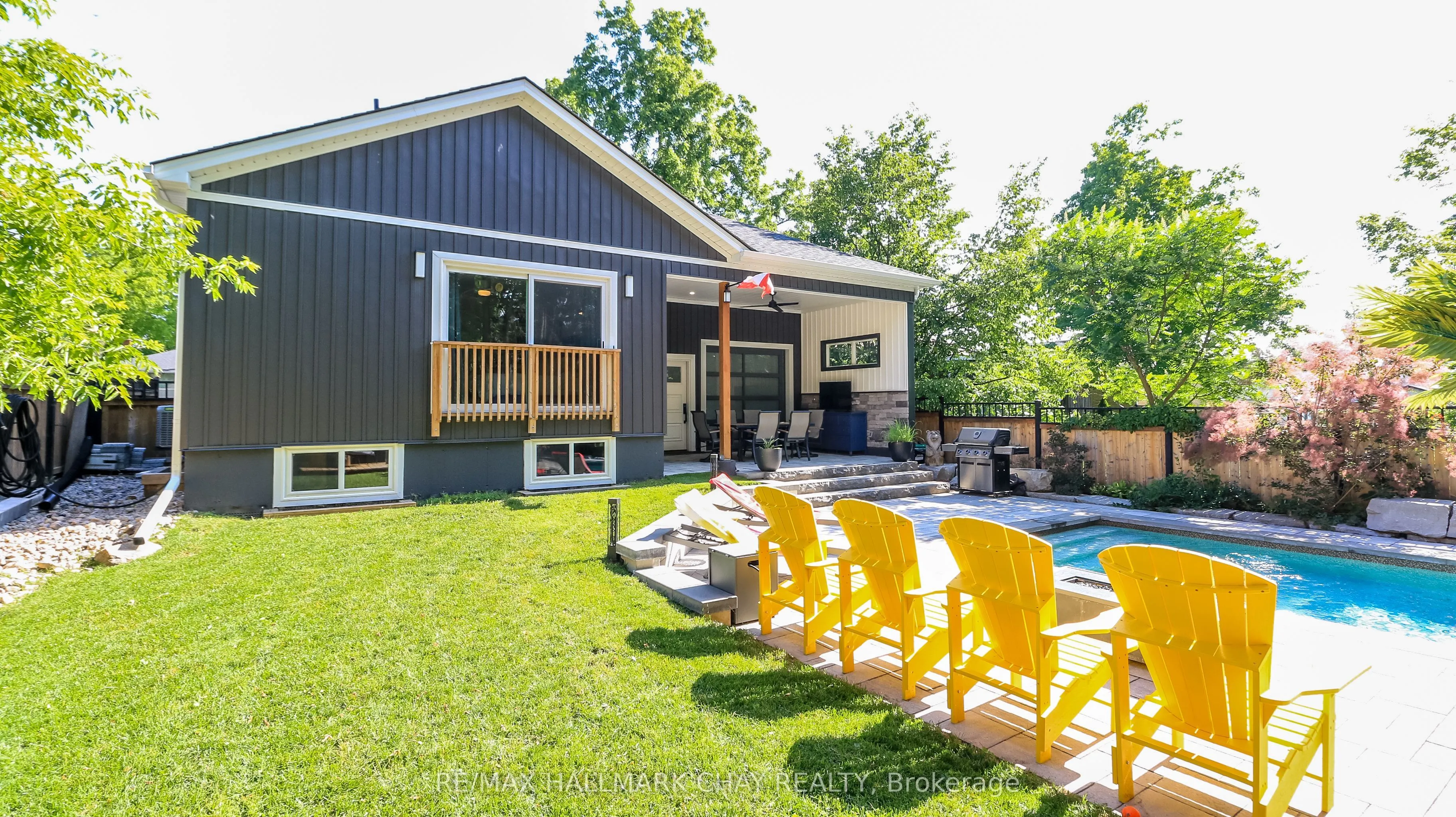 17 Bowman Avenue