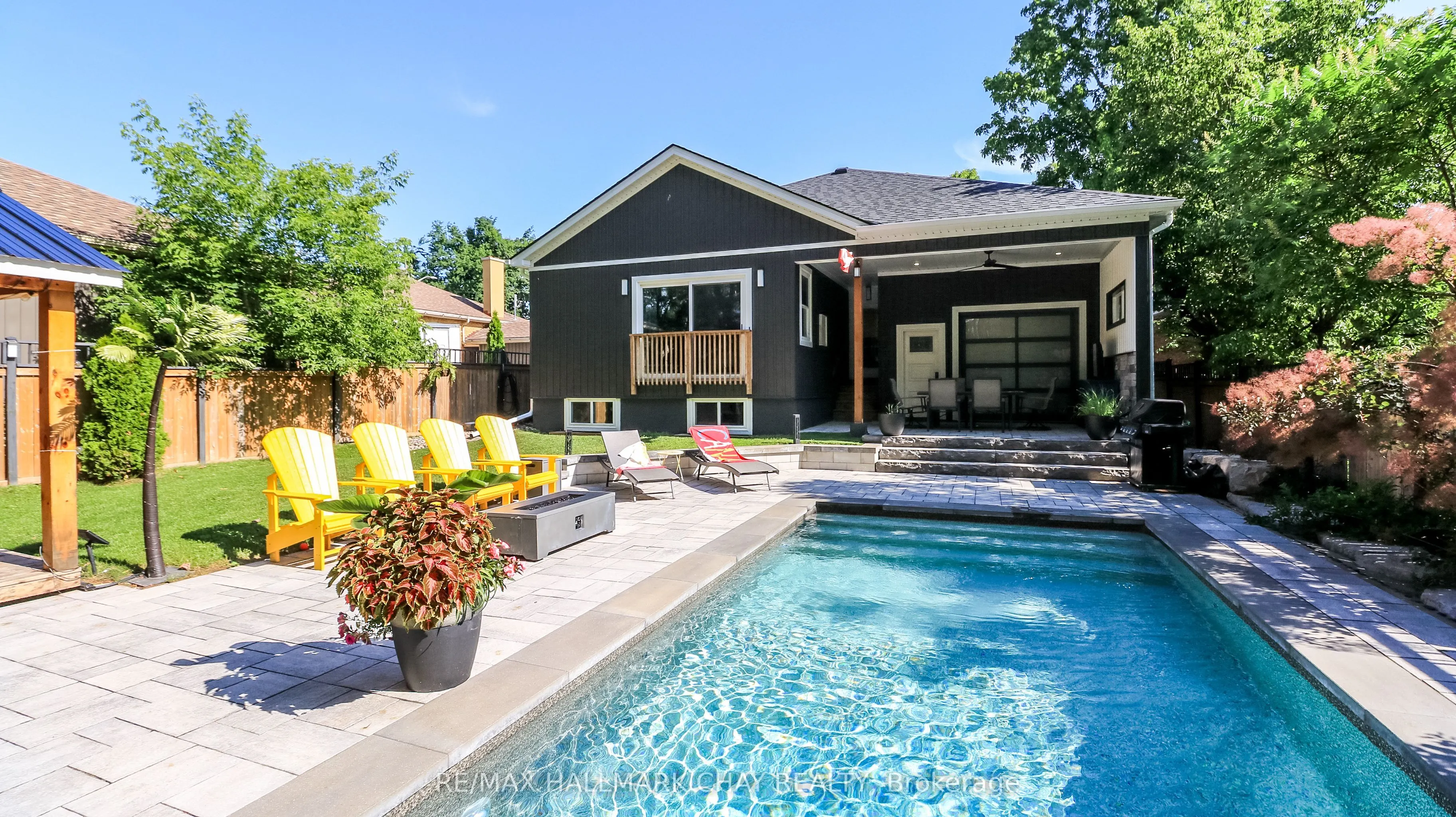 17 Bowman Avenue