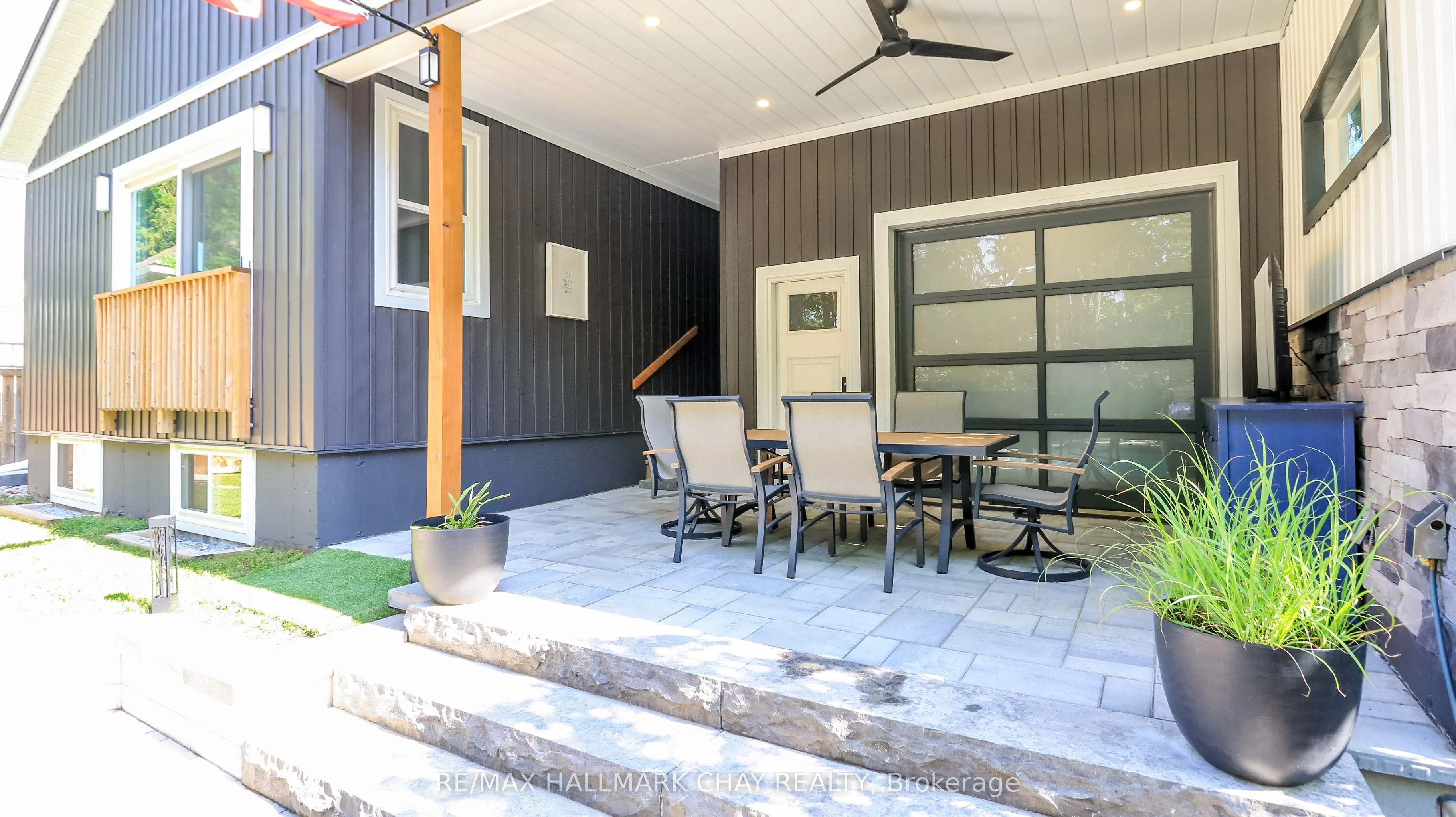 17 Bowman Avenue