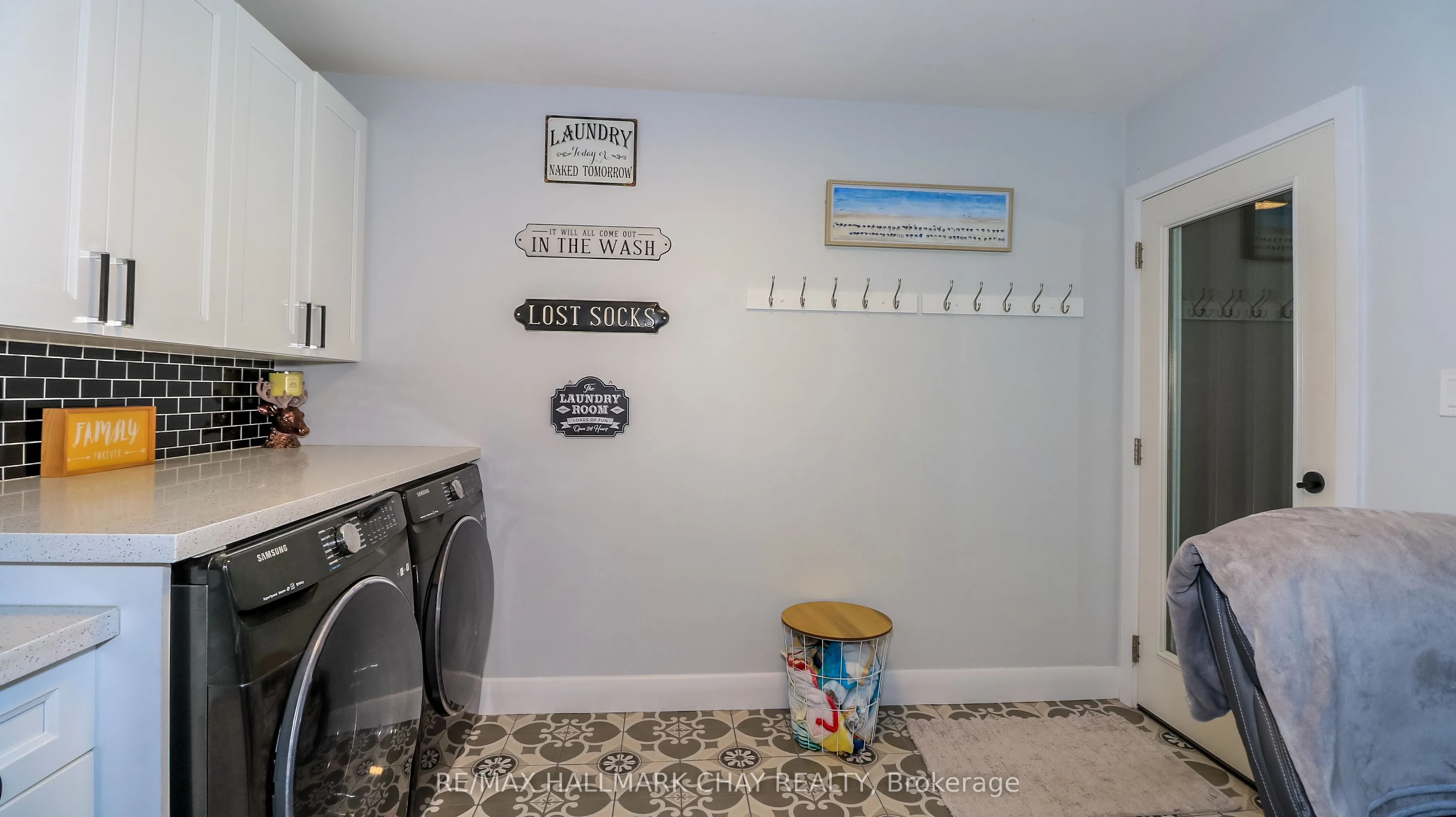 17 Bowman Avenue