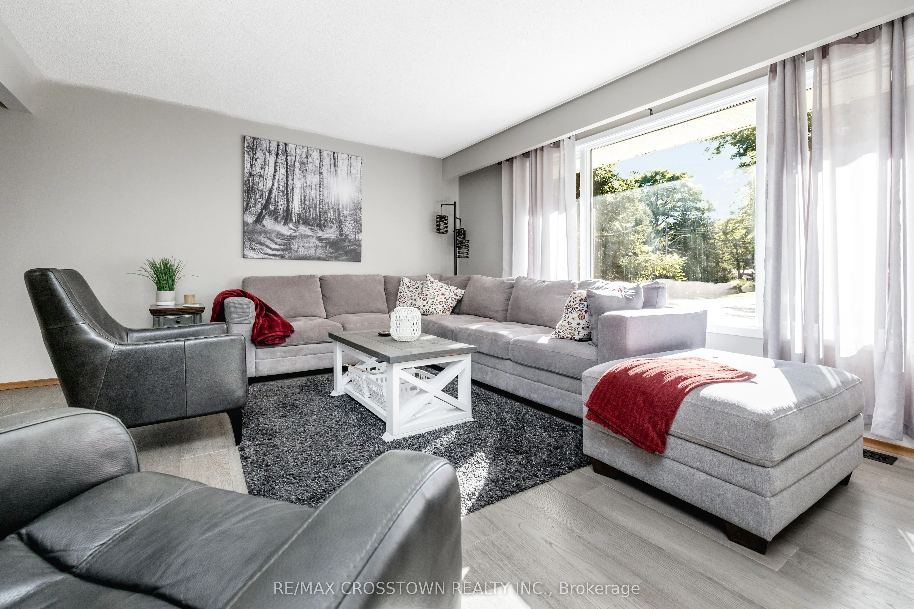 87 Baywood Way