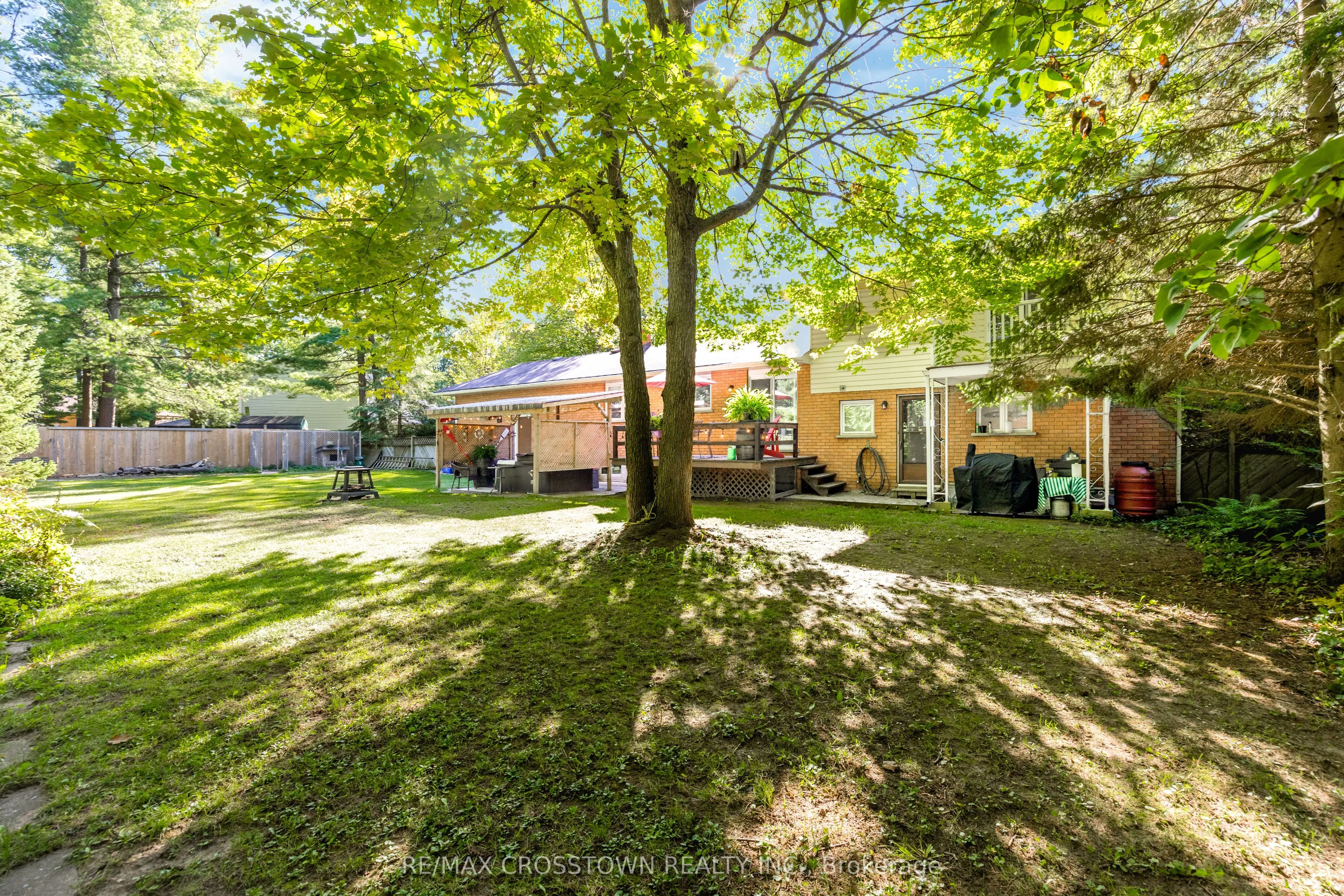 87 Baywood Way