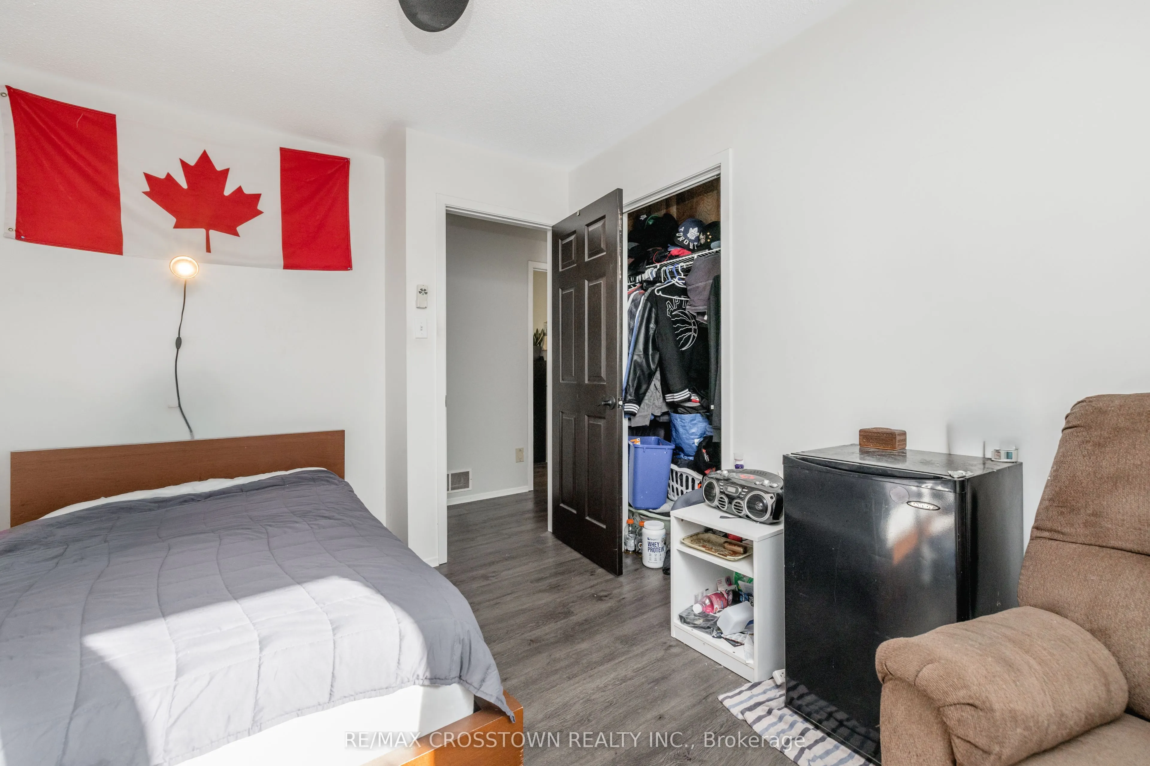 87 Baywood Way