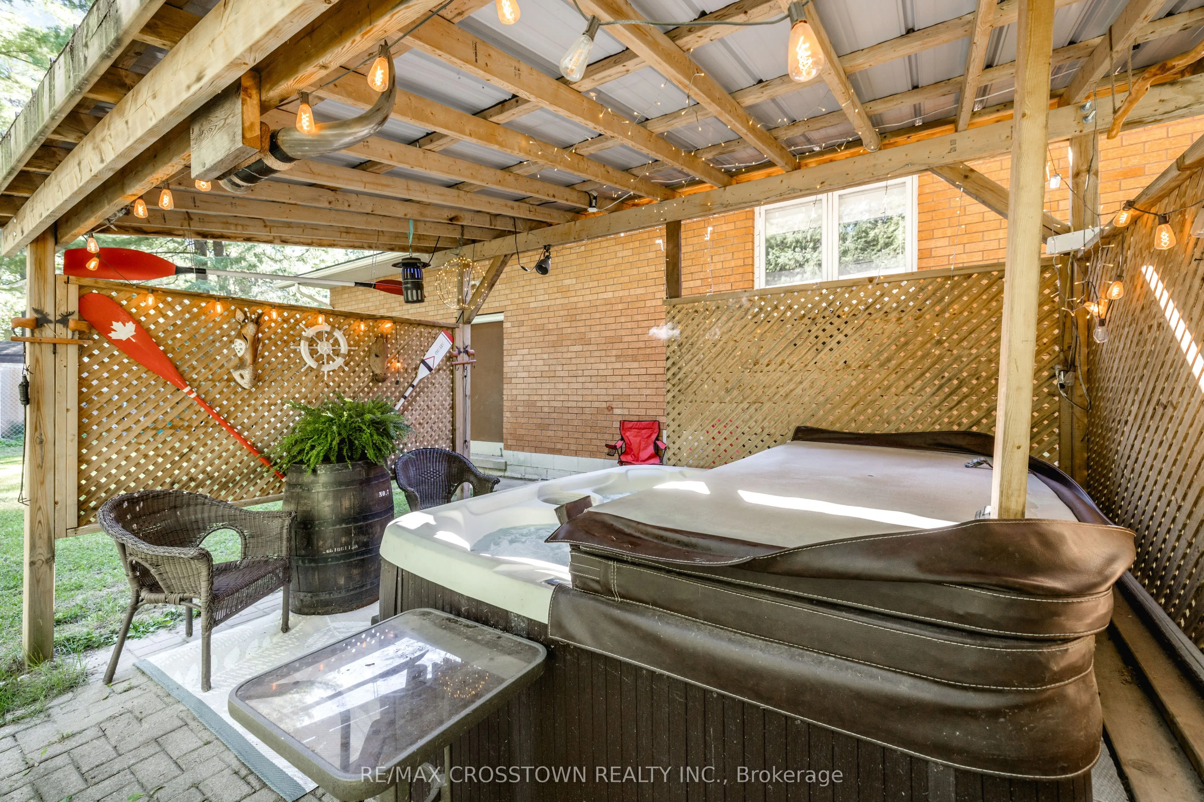 87 Baywood Way