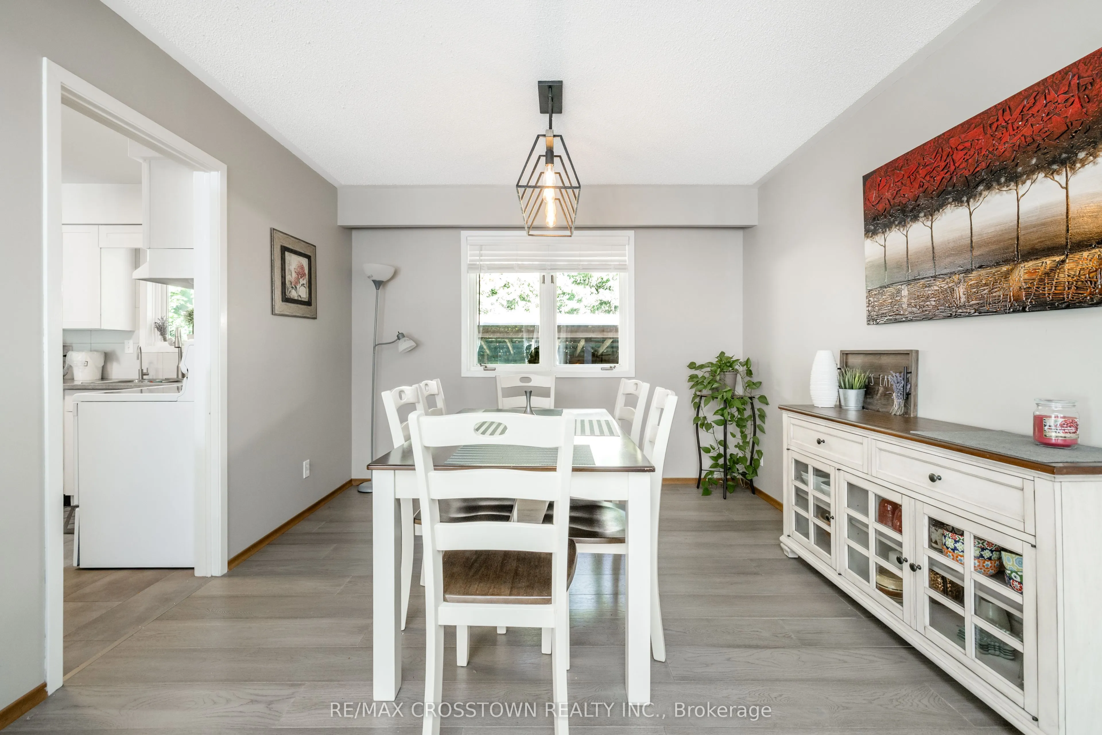 87 Baywood Way