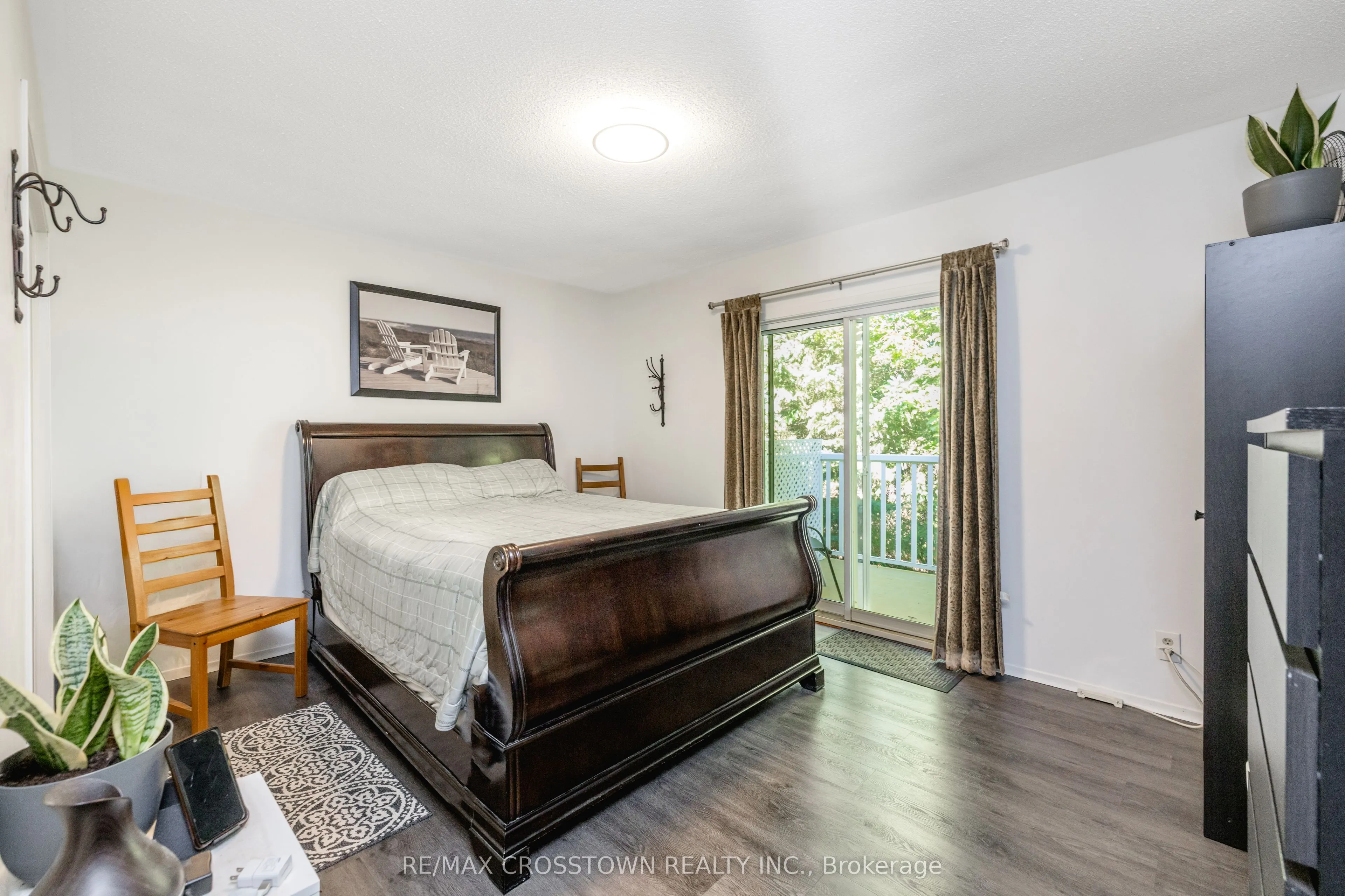 87 Baywood Way